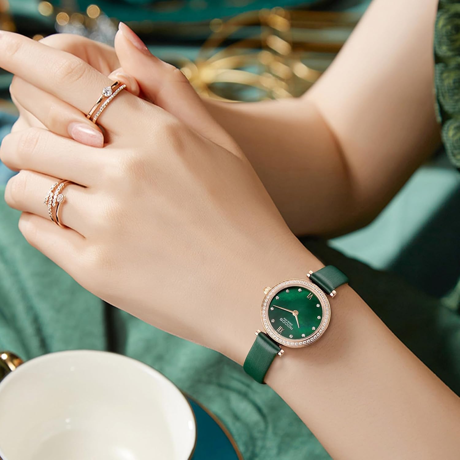 Ultra-Thin Women's Watch Green Forest Small Dial Waterproof Women's Watch Green Leather Strap Ladies Gift R0225 - Image 6