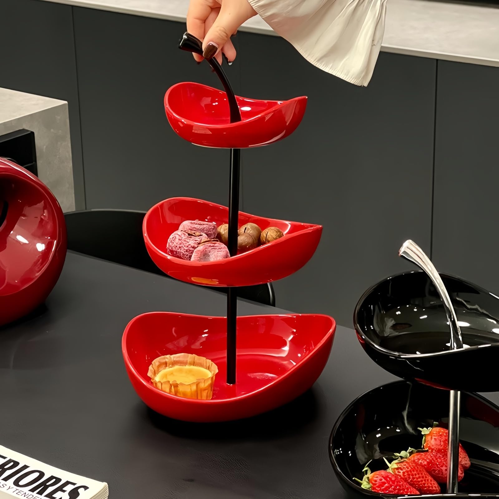 Vassoio per frutta a doppio strato Ciotola per frutta in ceramica a 3 livelli Ciotole da portata in ceramica multistrato con supporto in metallo, vassoio da portata,Rosso,3 Tier