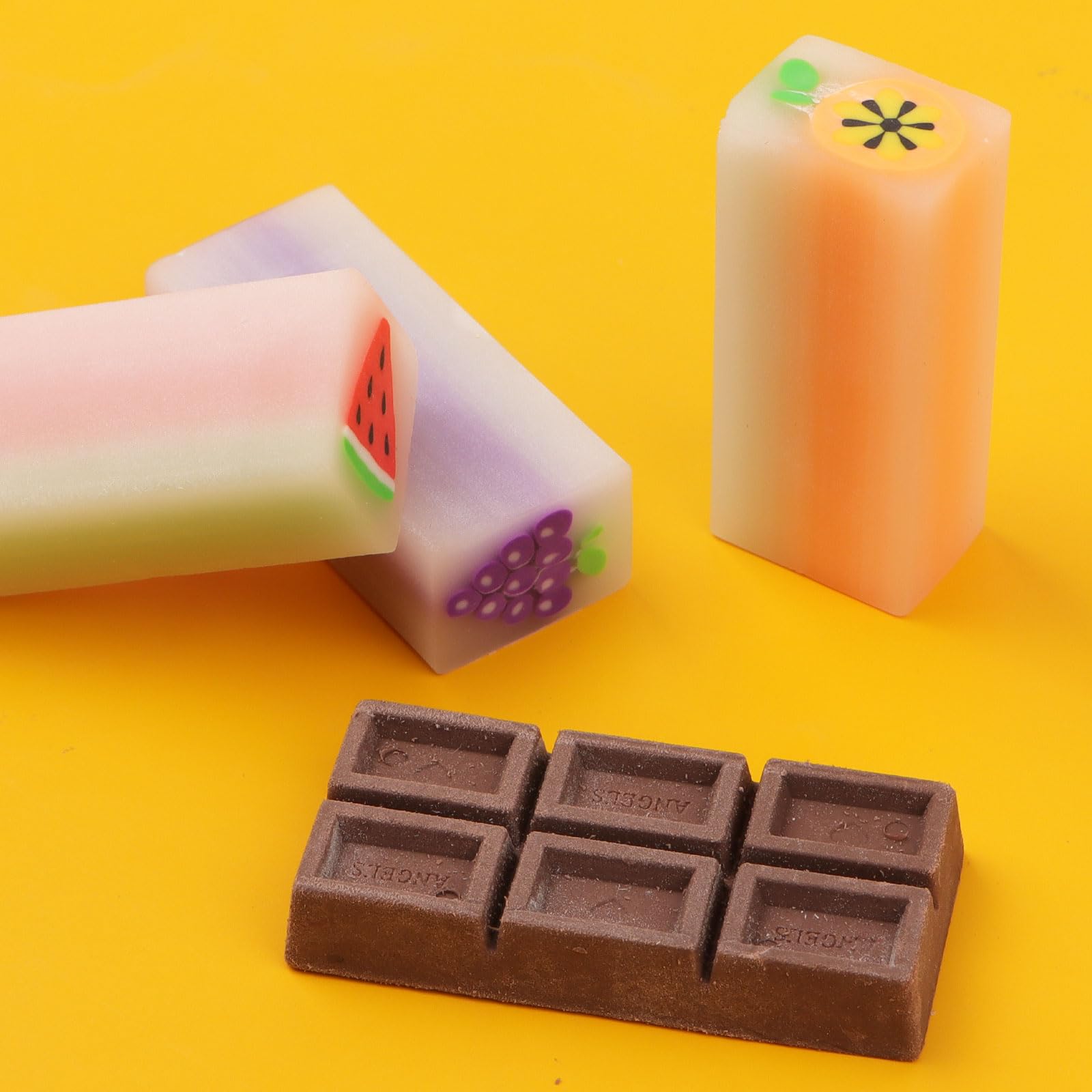 Gomma da Cancellare Profumata Frutta 4Pz Materiale Scolastico Cancelleria Regalo Natale