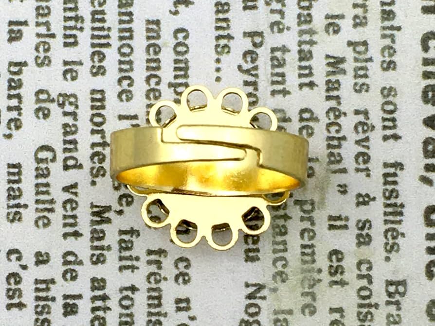 1675.スワロ入り♡ ドーム型レジンリング♡ 1675.スワロ入り♡ ドーム型レジンリング♡ - メルカリ