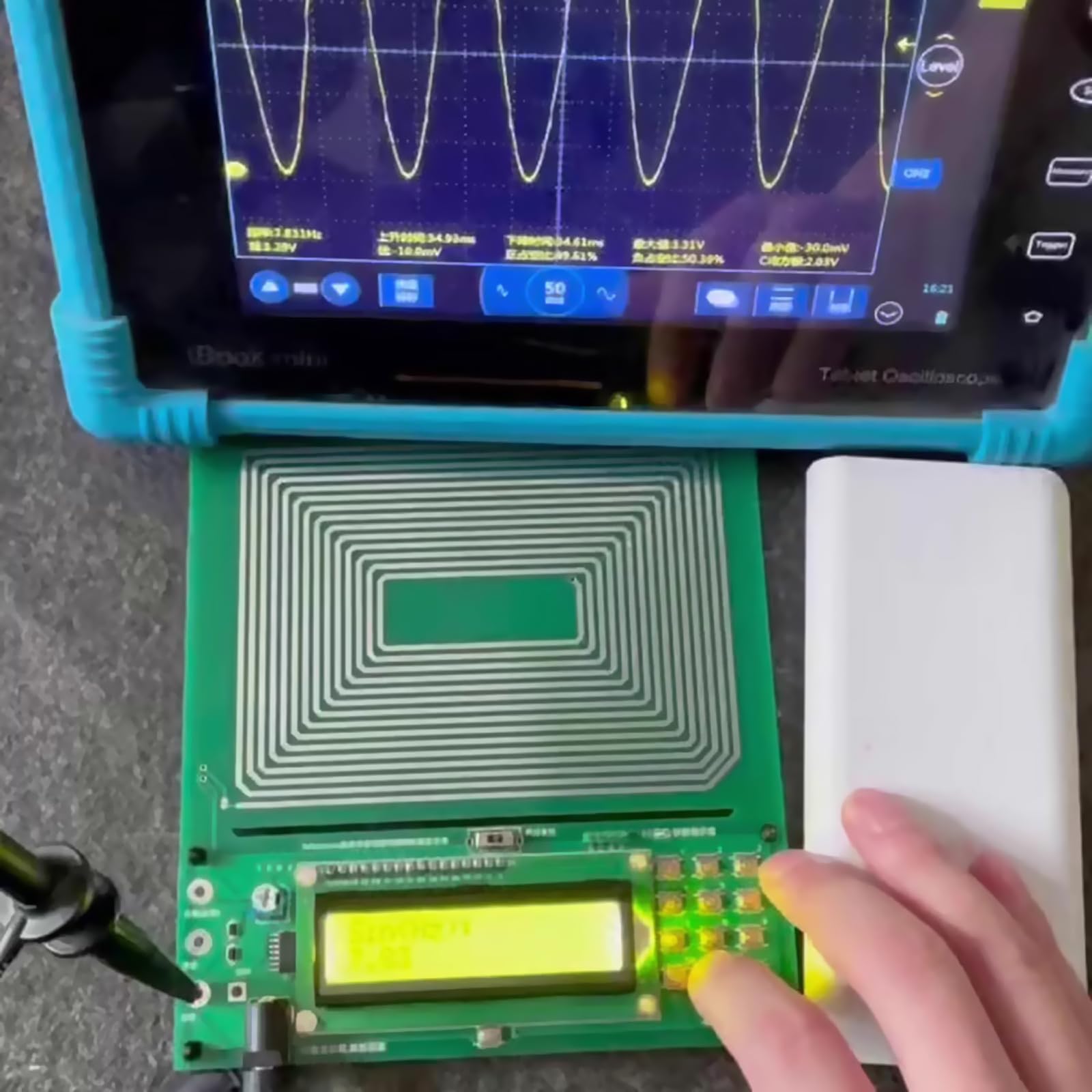 Résonateur Schumann, Générateur De Fréquence Schumann Générateur D'Impulsions Sinusoïdales Pures De 7,83 Hz Générateur De Fréquence De 0,01 à 100 000 Hz Générateur De Fréquence Pour L'aide Au Sommeil