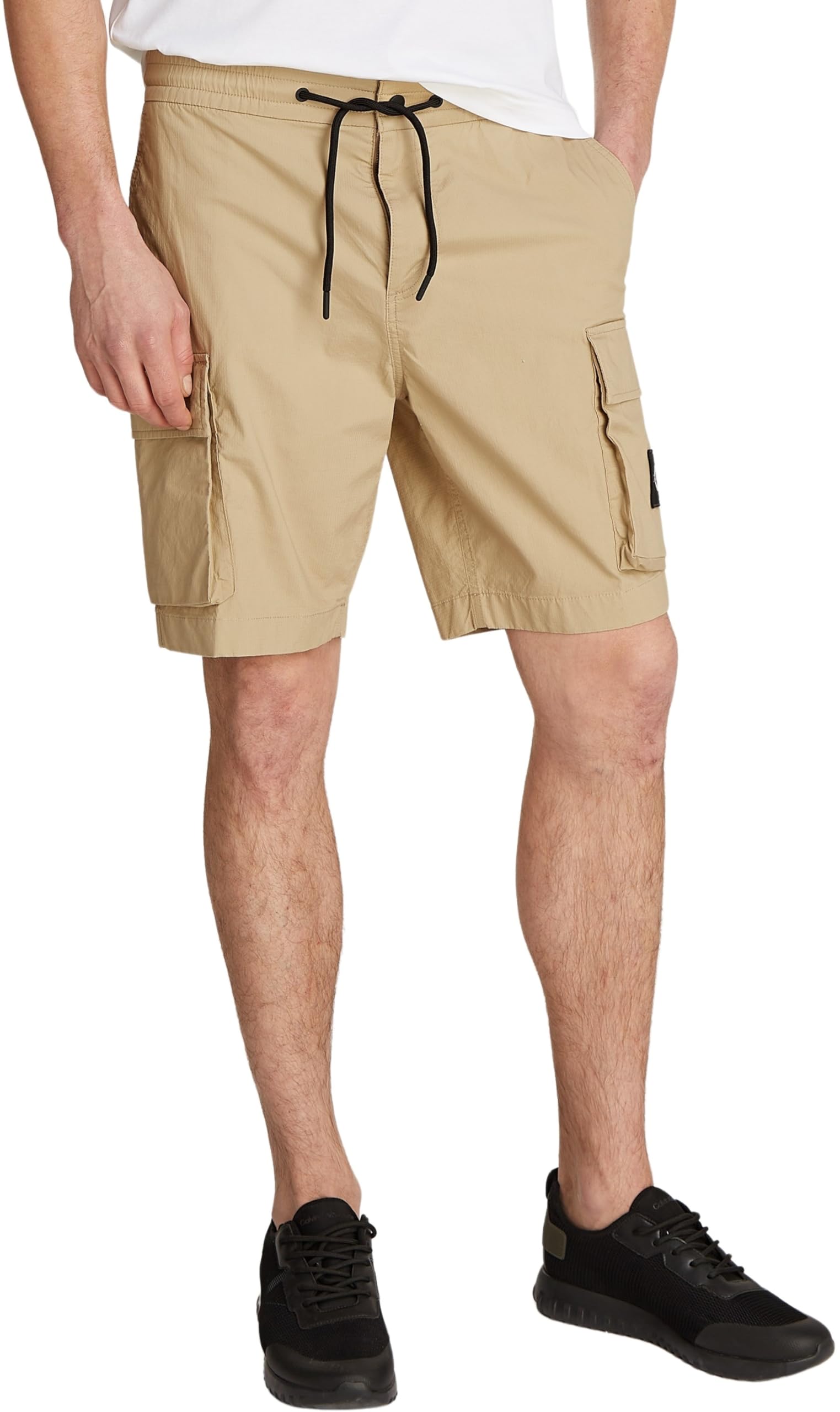 Calvin Klein Men's Regular Fit Cargo Shorts, Beige (Travertine), 32W