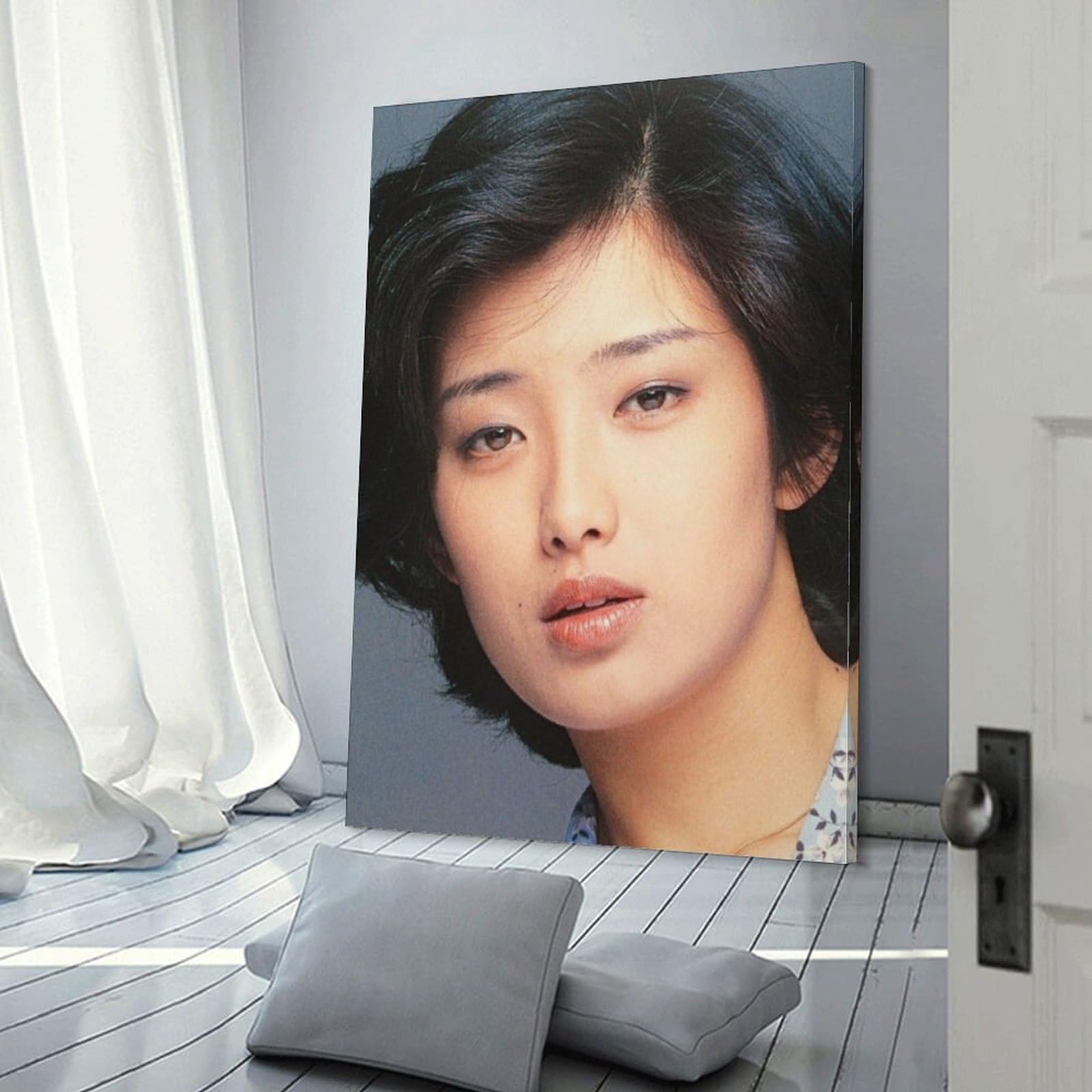 Amazon.co.jp: 山口百恵歌手女優写真9ポスター キャンバス 芸術