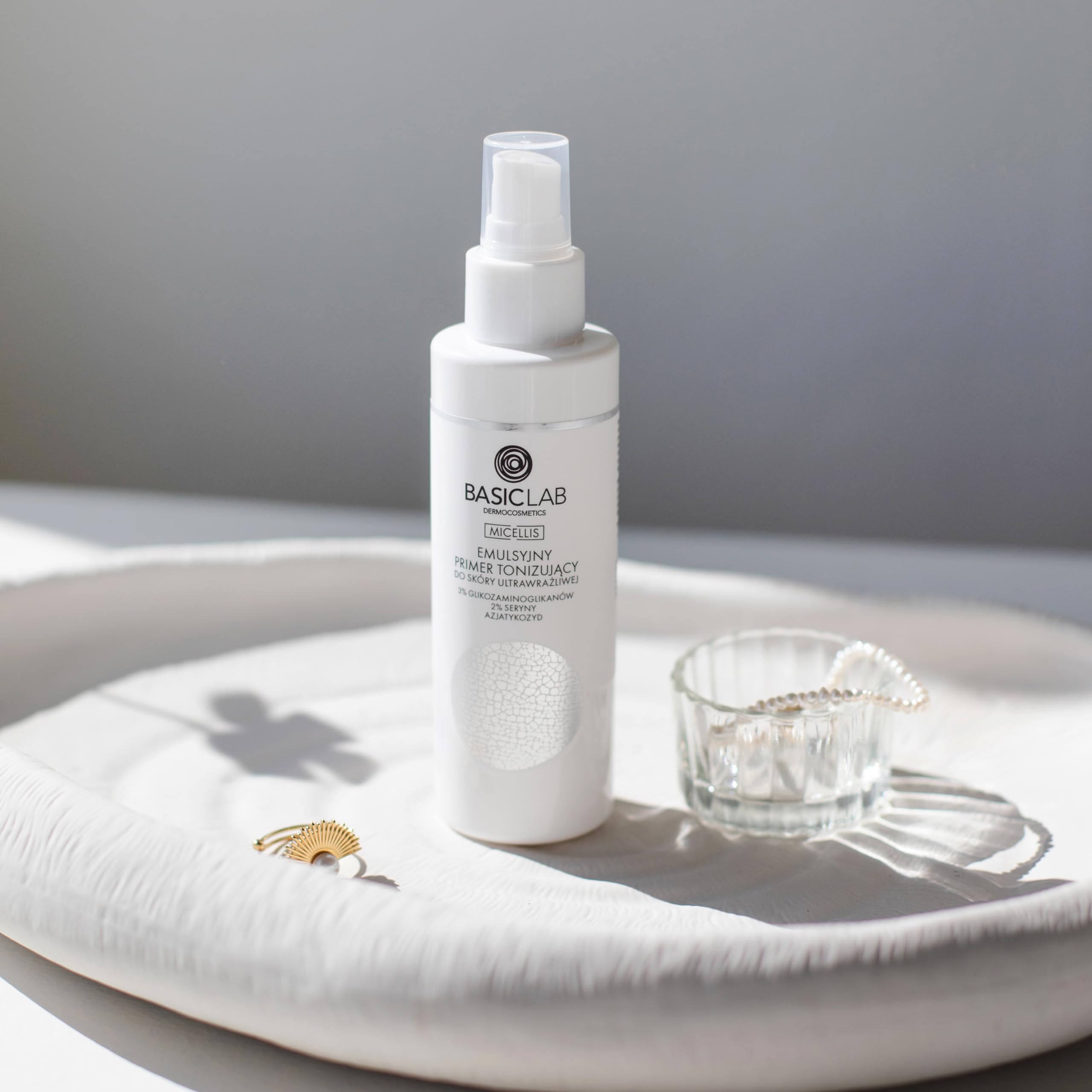 BasicLab Gesichtswasser – Emulgierender, tonisierender Primer für ultraempfindliche Haut 150 ml, Für hyperreaktive, sehr empfindliche Haut während der dermatologischen Behandlung