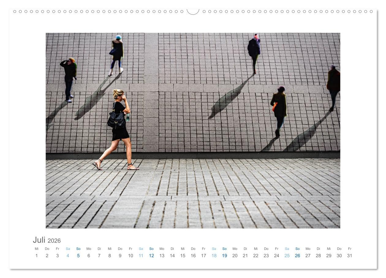 Street Moments (hochwertiger Premium Wandkalender 2026 DIN A2 quer), Kunstdruck in Hochglanz: Lebendige Straßenszenen von Europa bis Amerika (CALVENDO Kunst)