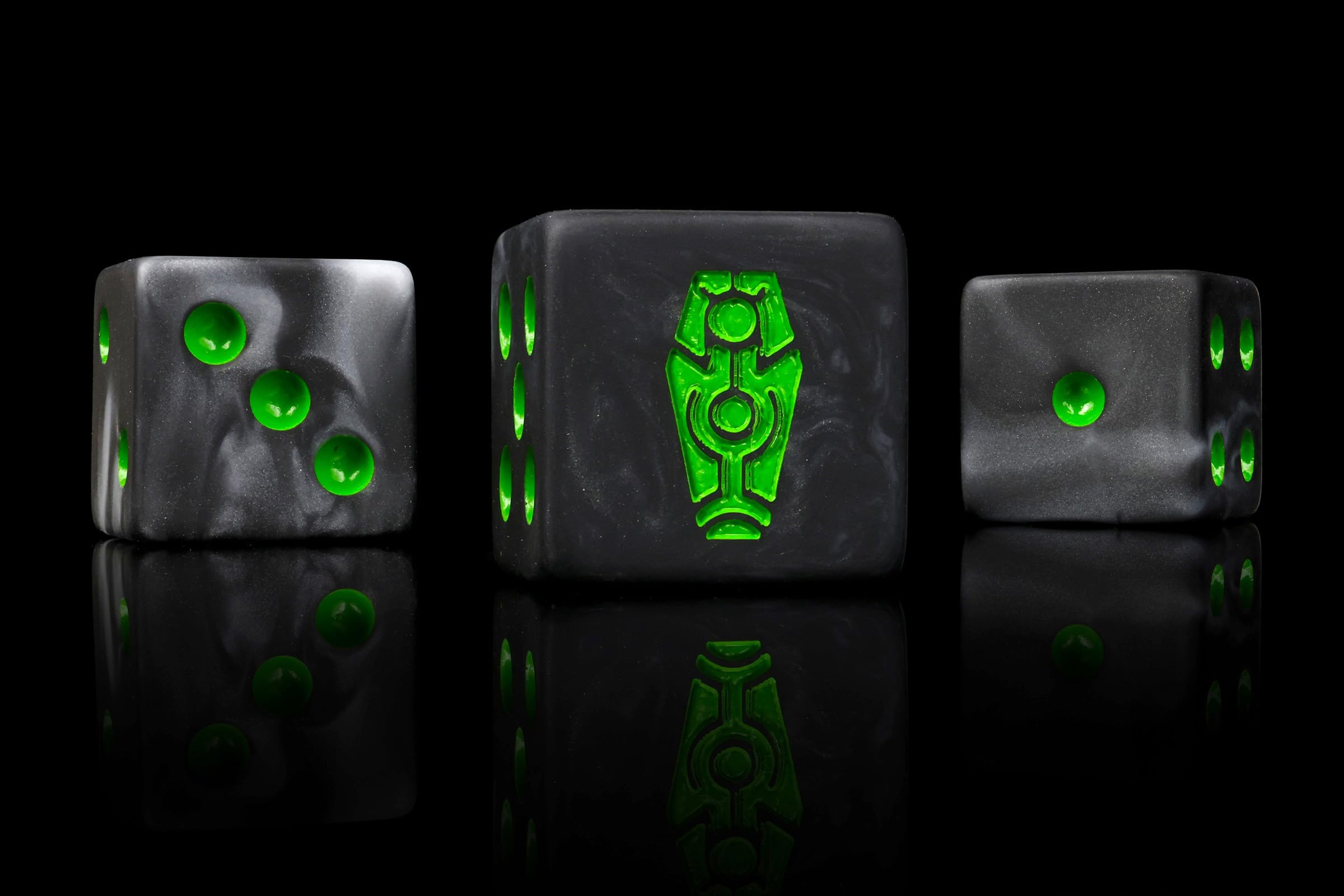 DICE 24/25・SHOWDOWN：LIME GREEN 新品 Chessex: Gemini Gold-Green/White Polyhedral 7-Die Set