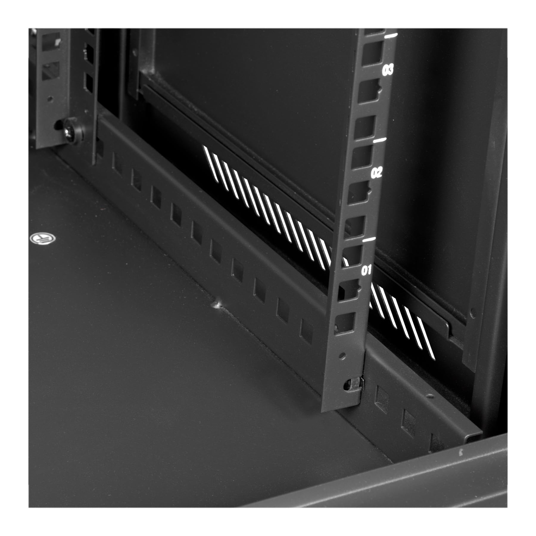 Aiten Data Armario Rack Mural 19" 6U Medidas 600 x 600 x 370 mm Montado. Incluye Tornillos de Montaje y 2 Llaves para Cerradura Frontal