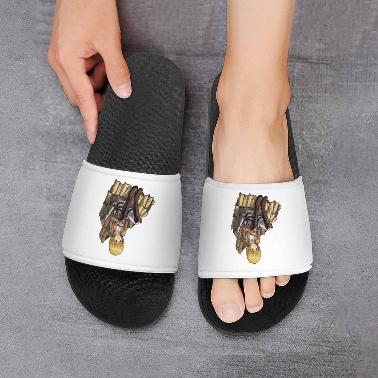 Amazon.co.jp: スリッパ 進撃の巨人 アルミン サンダル 室内履き