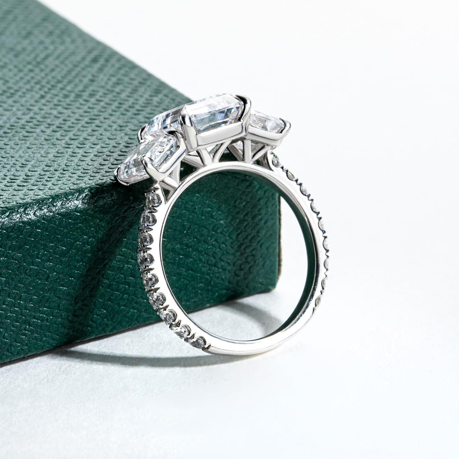 Bo.Dream Promise Rings for Her Emerald/Cushion/Radiant Cut 5ct 3-stone Cubic Zirconia Platinum Plated 925 Silver
