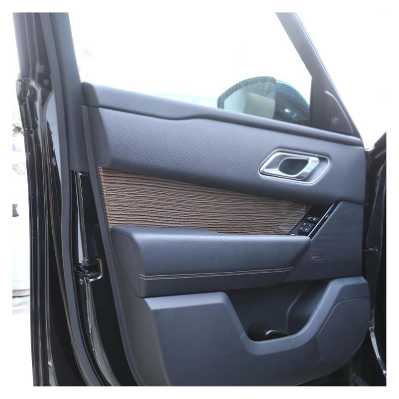 LAND ROVER Range Rover Velar D 200 Usate Per CHF 44'900,- Su