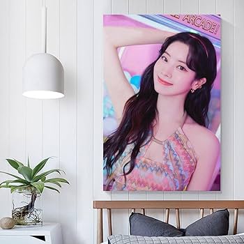 Amazon.co.jp: DAHYUN ダヒョン TWICE トゥワイスキャンバスポスター