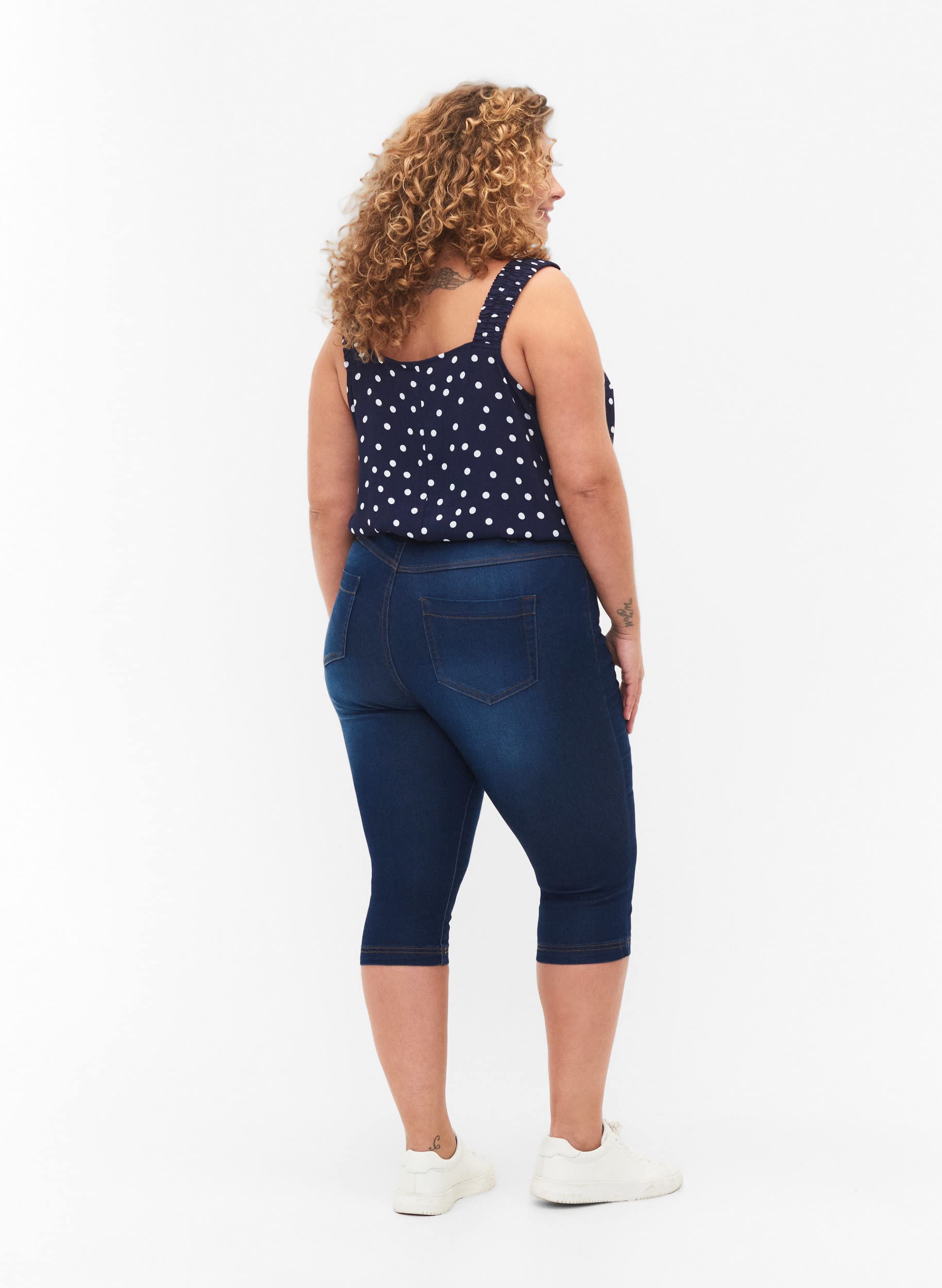 Zizzi Amy Capri Jeans Damen Große Größen - 3/4 Jeans - Caprihose mit Slim Fit & Hoher Taille - Curvy Mode für den Sommer - aus Bequemer Baumwollmischung mit Stretch