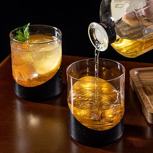 Miniatura 7 de MyGift Vasos de cóctel modernos de 12 onzas en tono negro mate y dorado, juego de 4 vasos de cóctel de doble bola de whisky a la antigua