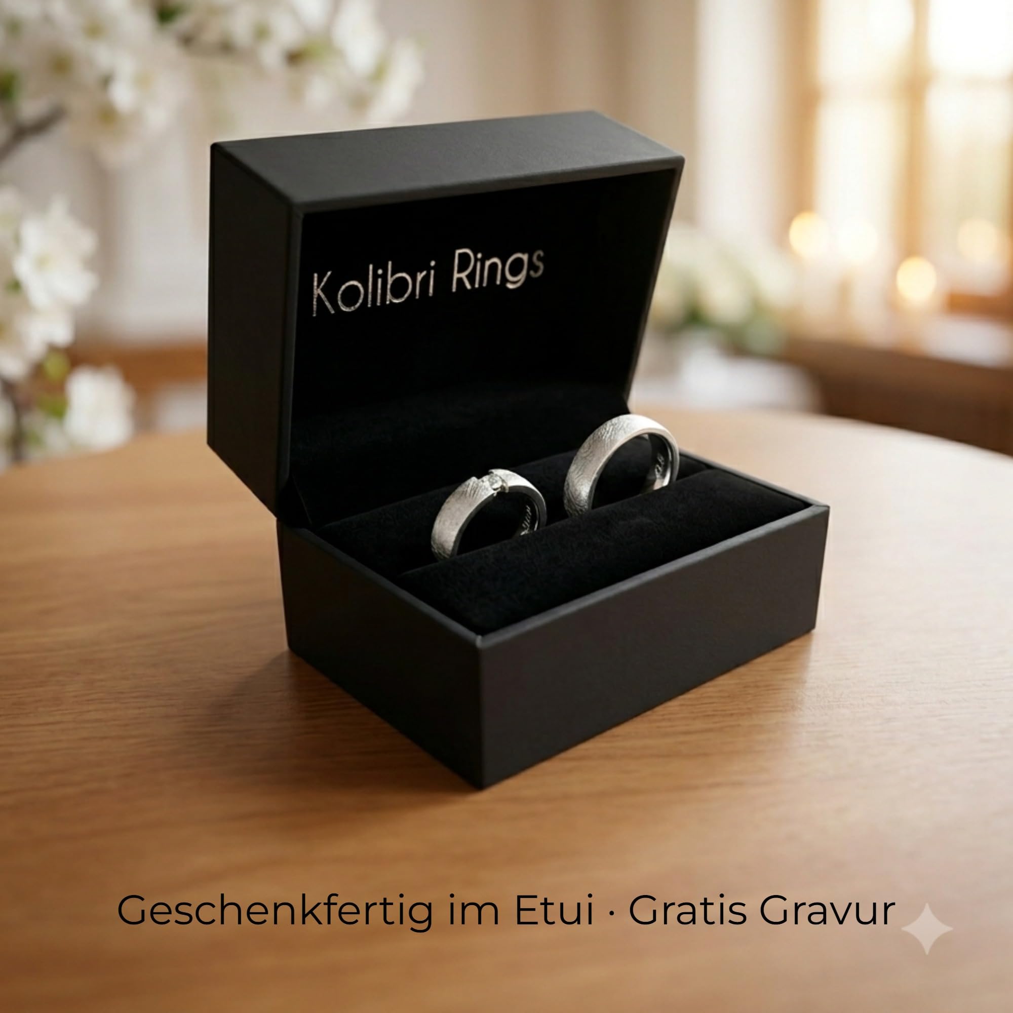 Kolibri Rings Eheringe Silber Eismatt Rhodiniert 925 Paarpreis, Spannring-Optik Massiv | Made in Germany mit Zirkonia Stein, Trauringe, Partnerringe Verlobung | Inkl. Gratis Gravur + Etui