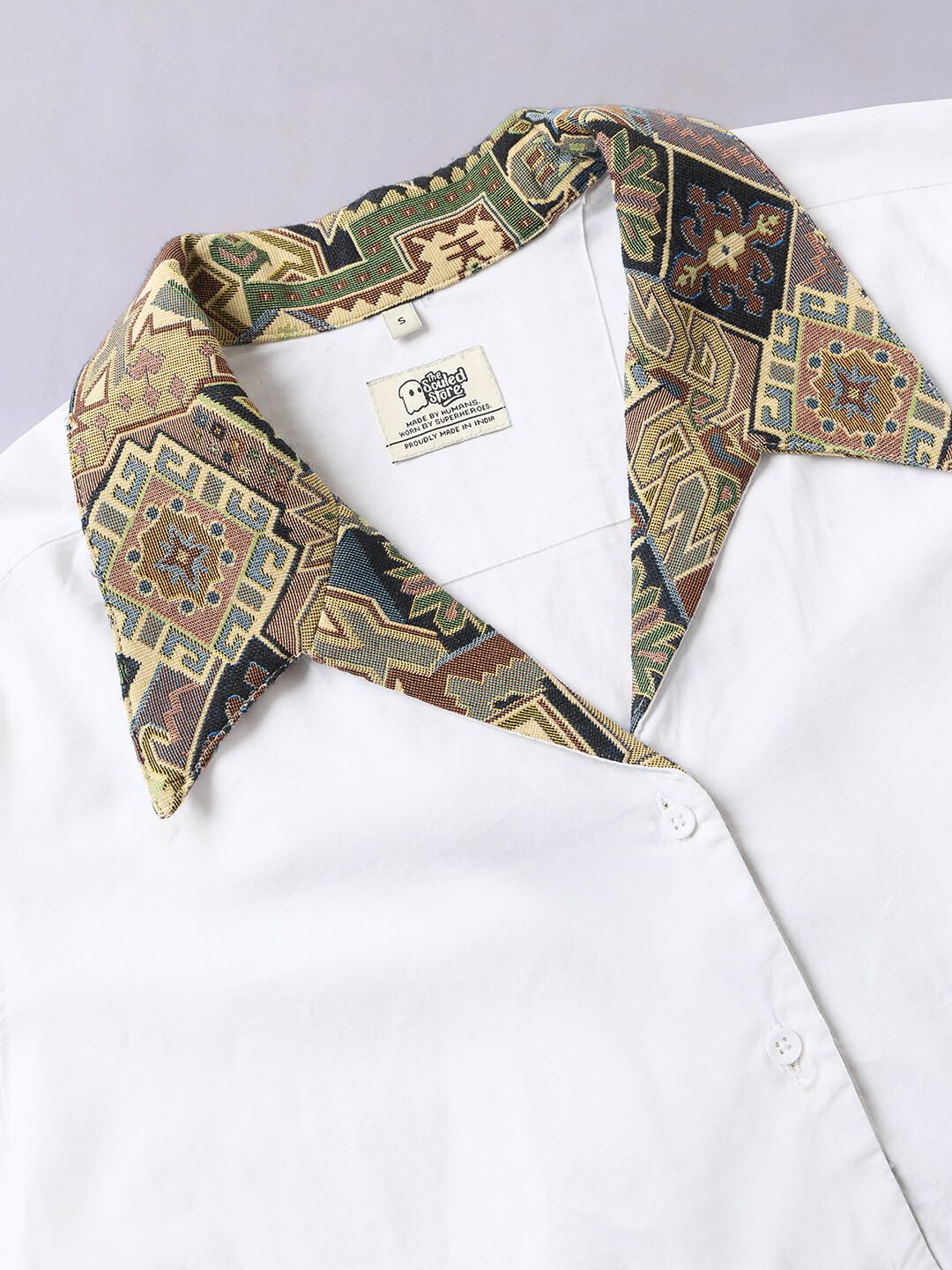 The Souled Store Easy Solids: Prism - Camisa de manga larga para mujeres y niñas, cuello abierto, color blanco, de algodón liso, ajuste relajado