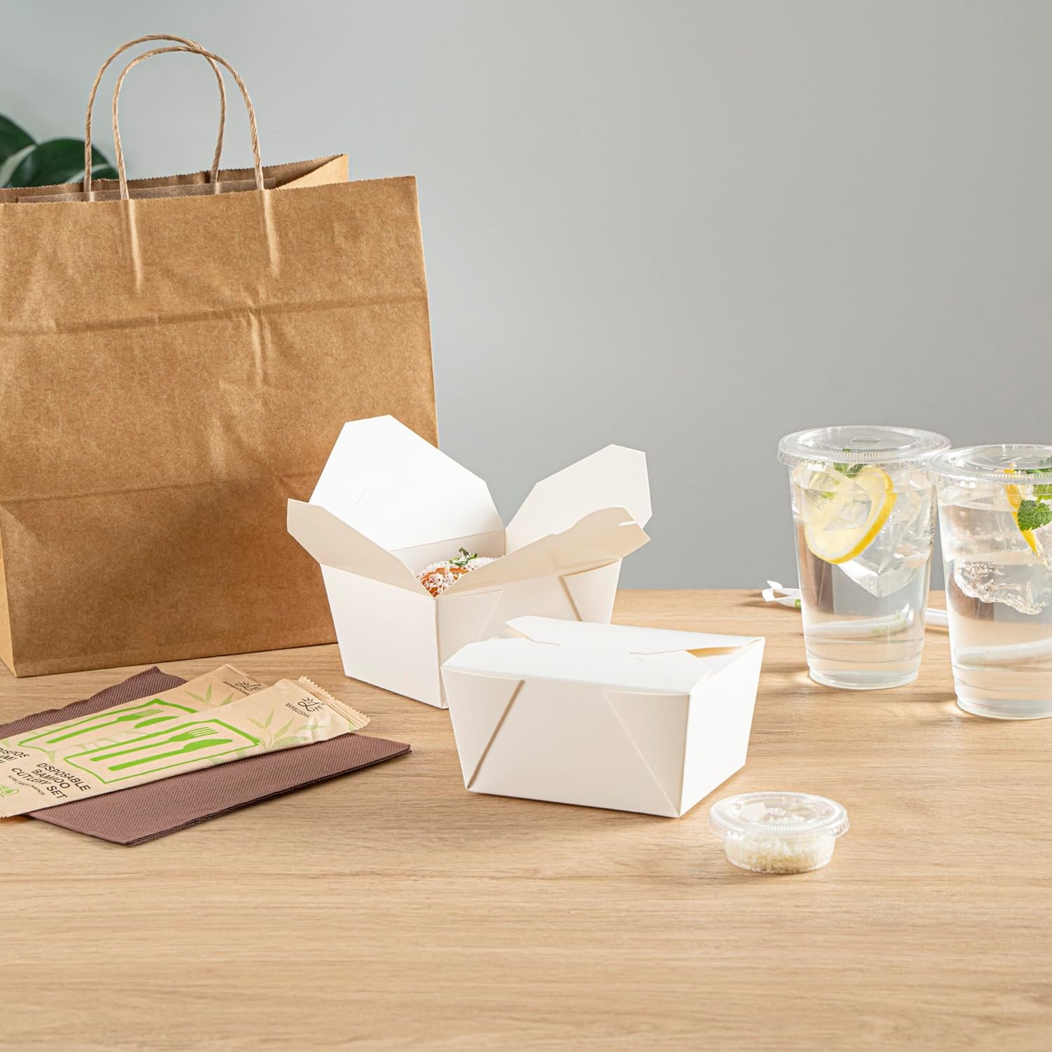 Restaurantware Bio Tek 30 Ounce Take Out Boxes 200 To Go Lunch Boxes - Tab-Lock Closure Heat-Tolerant White Paper Disposable Lunch Boxes Greaseproof For Hot And Cold Foods