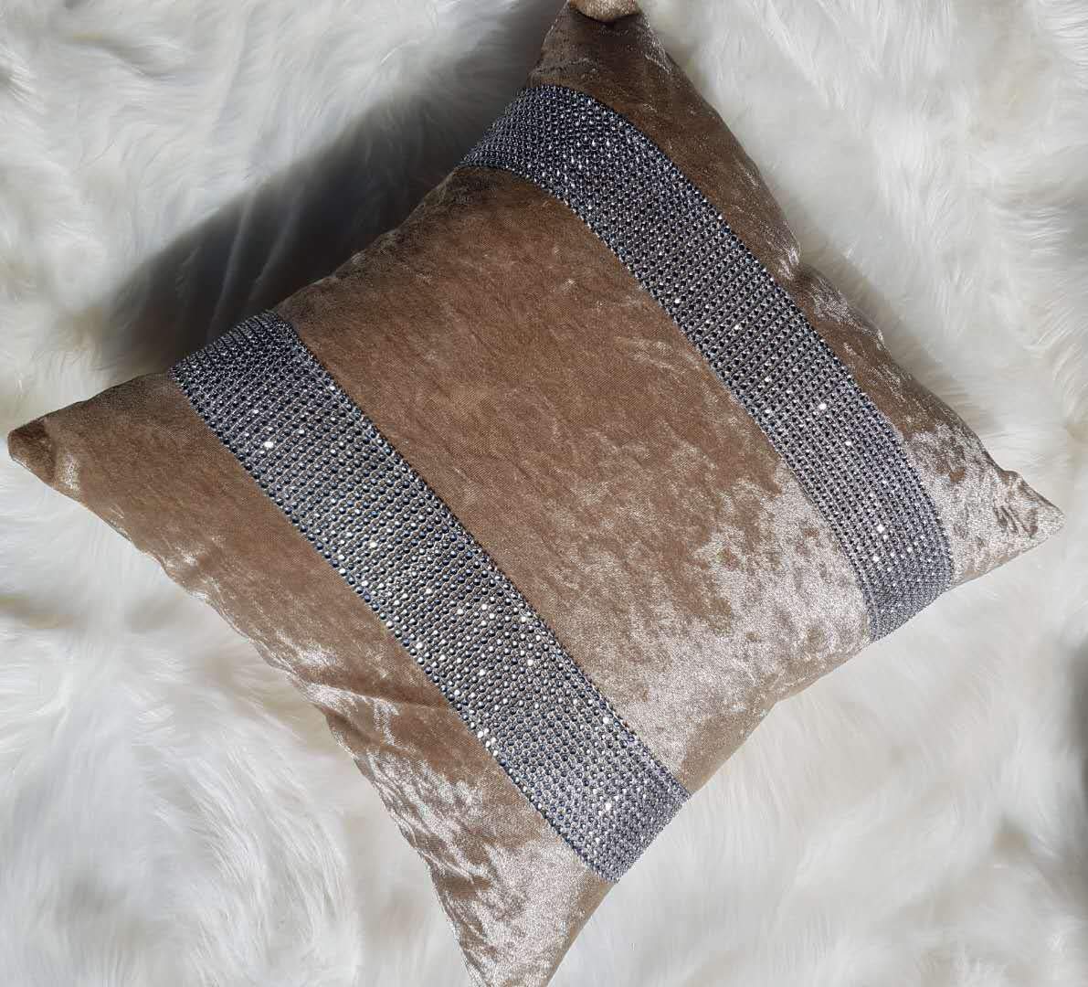 Householdfurnishing Beige New Diamante Crushed Velvet Sparkle Bling Cushion Cover All Beautiful Colours (, 45 X 45 Cm)