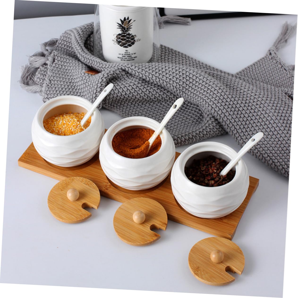 ULTECHNOVO Gewürzglas Keramik Salzbehälter Gewürzbehälter für Küche Aufbewahrungstopf Vielseitig Einsetzbar für Gewürze Kaffee Tee und Zucker