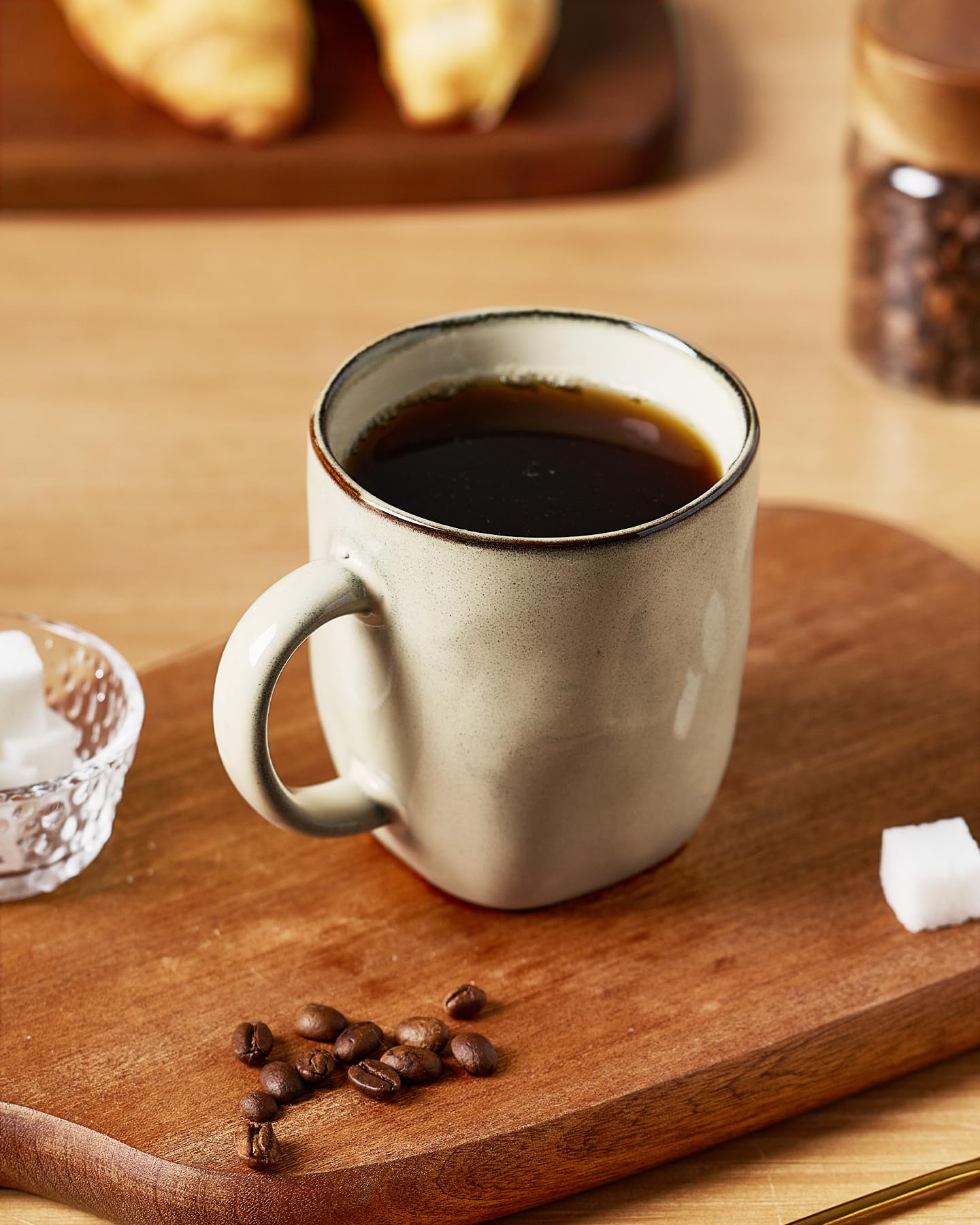 famiware Kaffeebecher-Set, quadratisch, 370 ml, Kaffeetassen-Set mit Griff, für Kakao, Milch, heiße Schokolade, Tee, Wasser, Steingut, Tassen für Küche, mikrowellen- und spülmaschinenfest, Hellkhaki