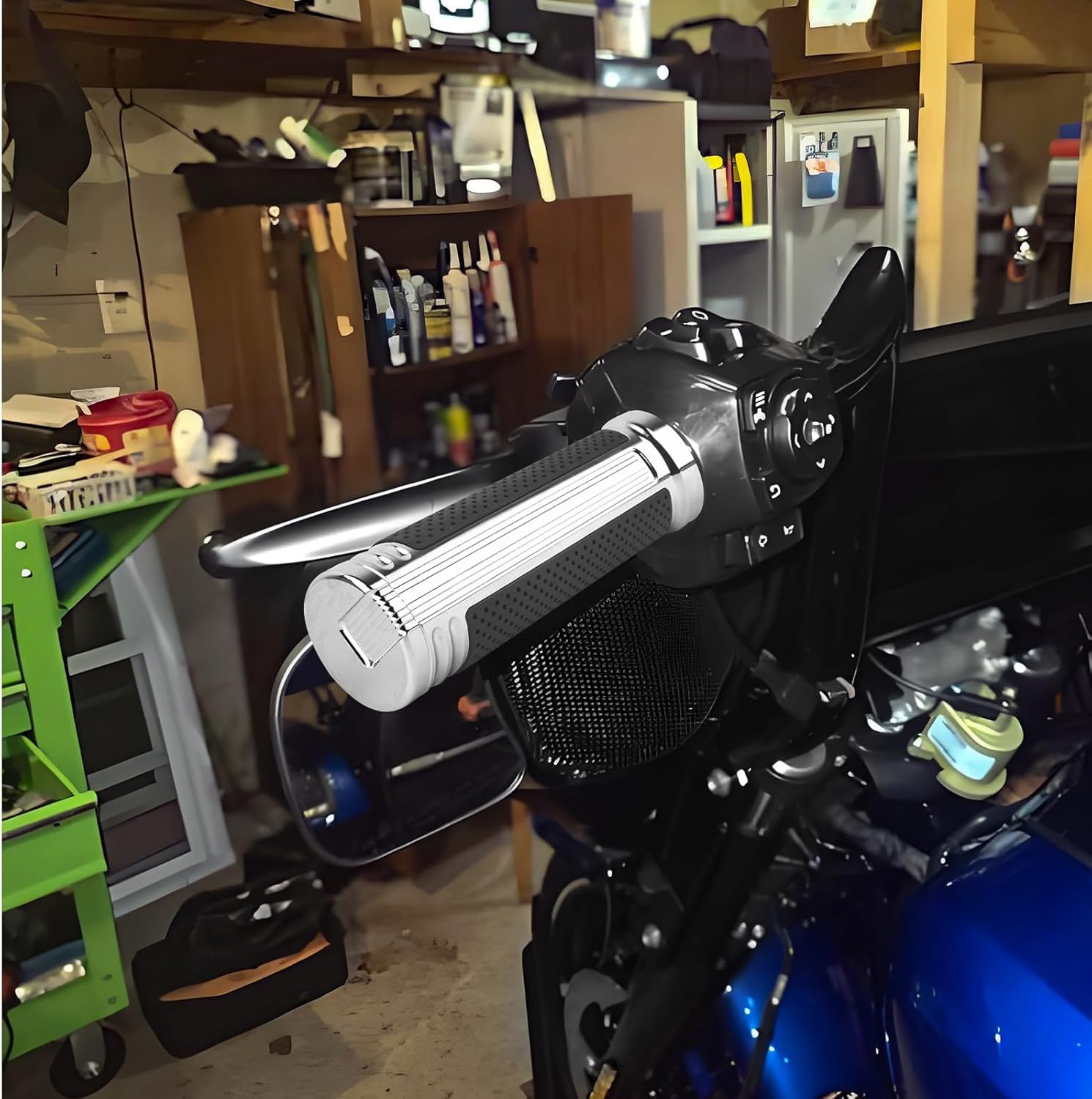 HDBUBALUS Motorcycle Hand Grips 1 inch Handlebar Grips Cable Throttle Fit for Harley CVO Street Glide FLHXSE Road Glide Street Glide Ultra 2023-2025 Softail 25-Later