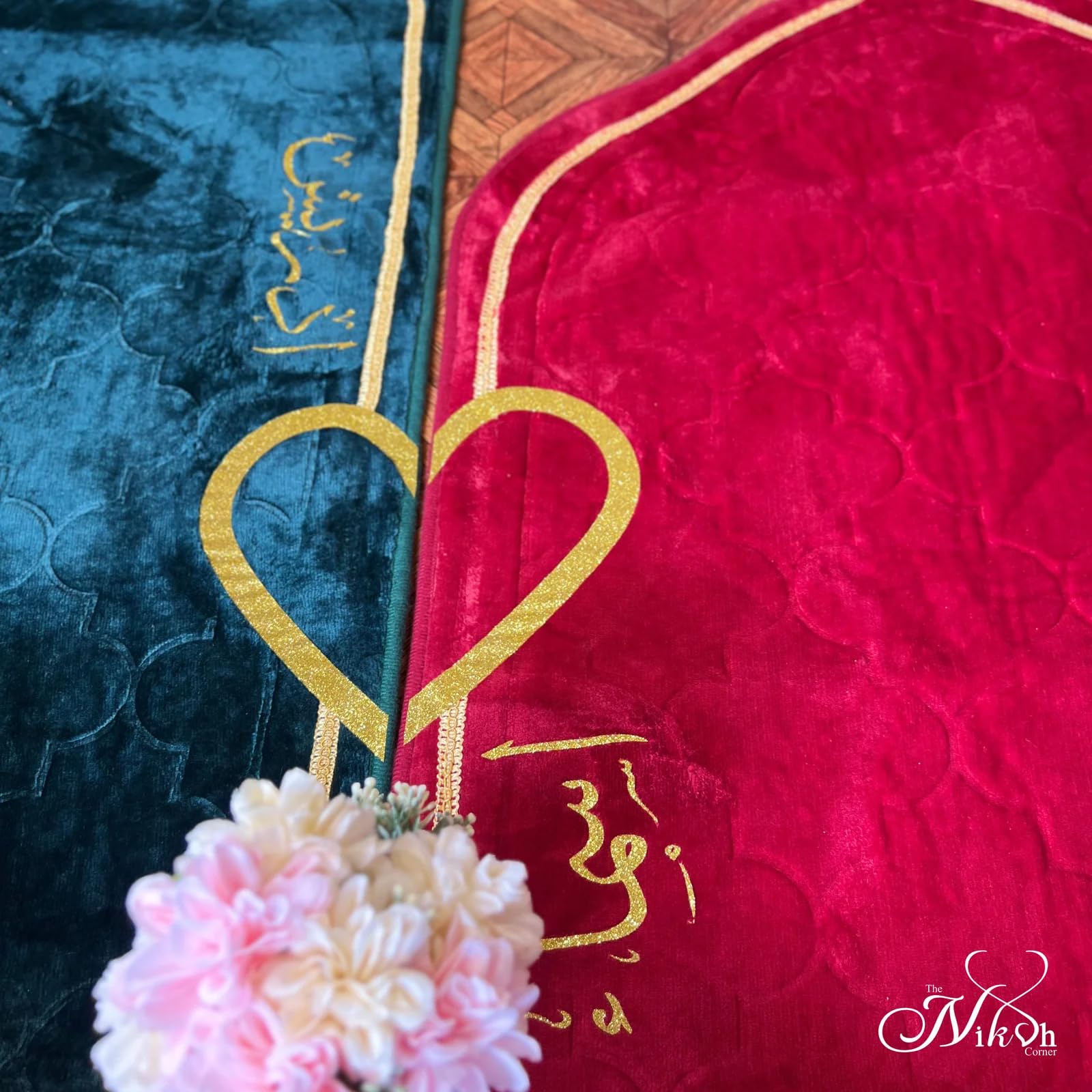 Customize Couple Dome Shape Prayer Mat – Connecting Heart (Maroon & Green) - Muslim Couple Gift-image-45