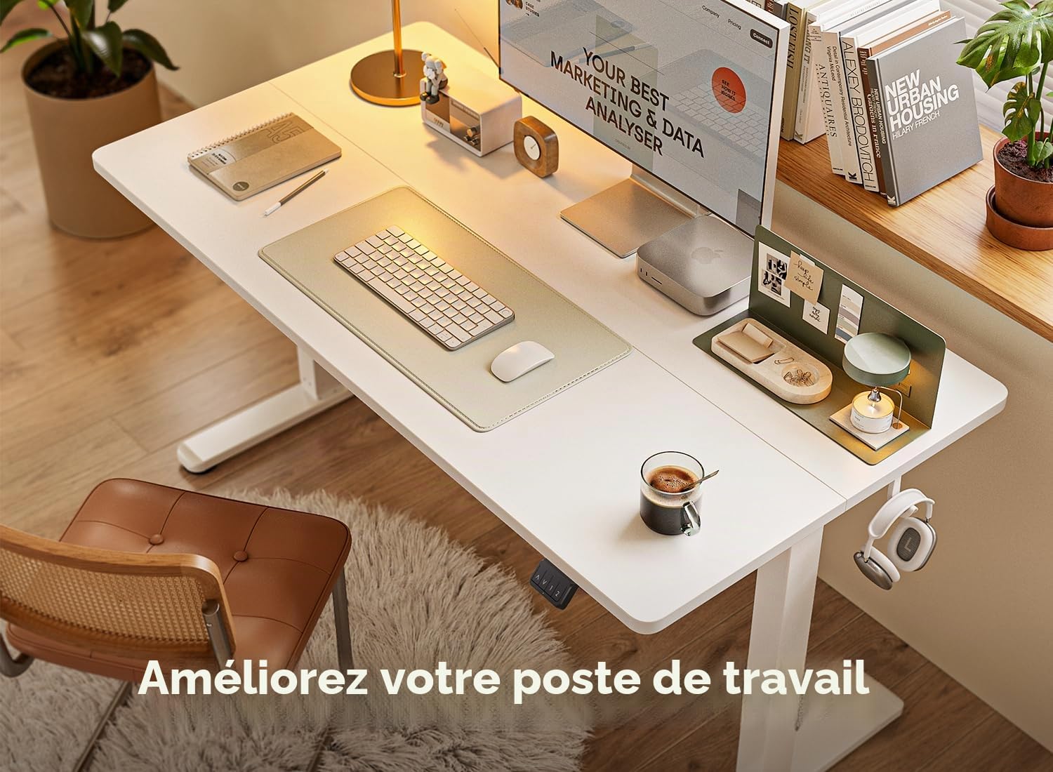 FEZIBO Bureau Debout Électrique Réglable en Hauteur, Table de 152 x 60 cm, Bureau de Travail Assis-Debout avec Panneau d'Assemblage, Cadre Blanc/Plateau Blanc
