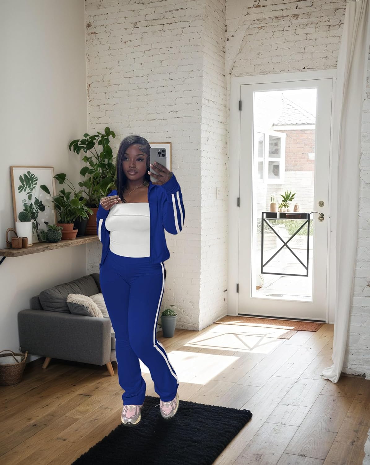 HBQ Women's 2 Piece Sweatsuit Sets Zip Up Crop Tops and Flare Pants Casual Striped Tracksuit Jogger Loungewear Set - Image 4