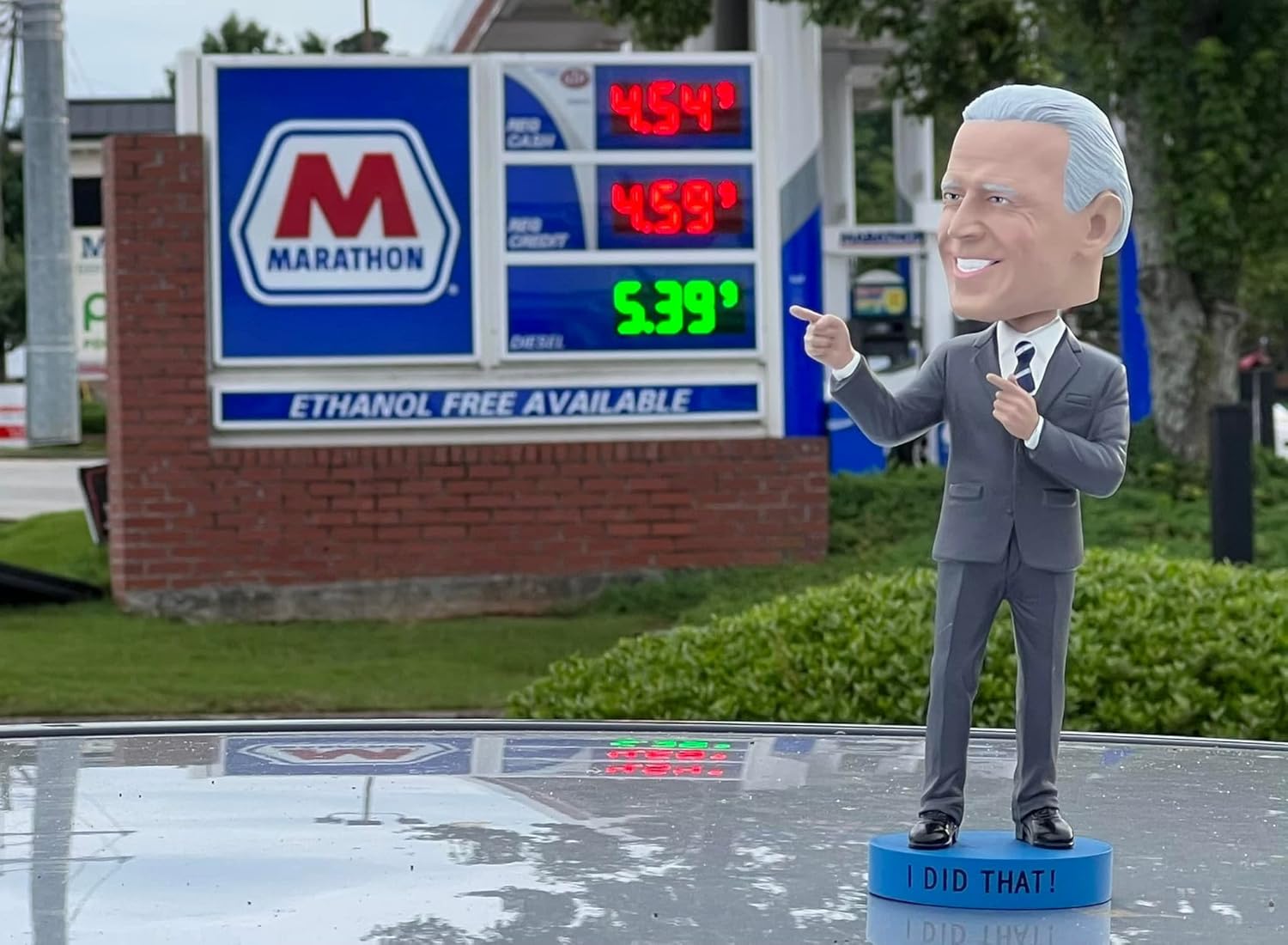 Royal Bobbles Joe Biden I Did That Collectible Bobblehead Statue - Image 3