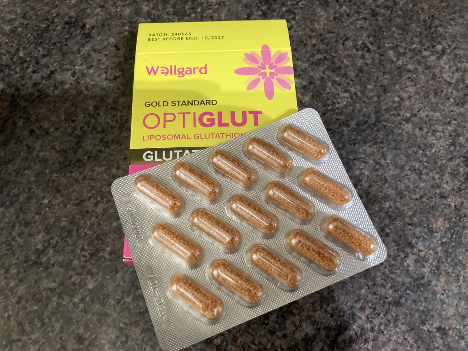 Collagen Tablets Wellgard Optiglut Liposomal Glutathione  200mg Reduced L- Glutathione (GSH), Vegan Capsules, 30 Count
