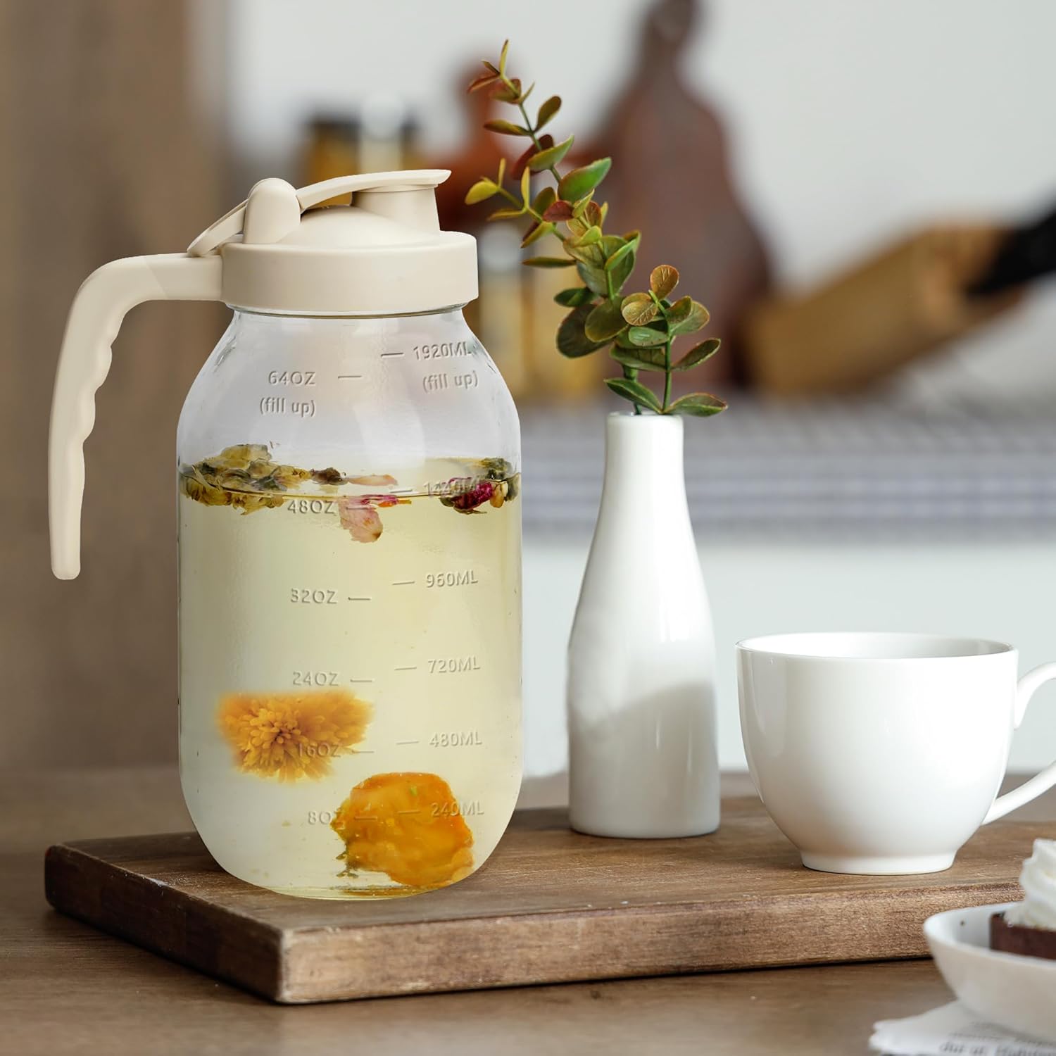 YORY 2 Quart Glass Pitcher with Filter Lid Airtight Cold Water Jug for Lemonade Tea Juice Milk Iced Coffee Fruit Drinks Airtight,64 oz - Image 4