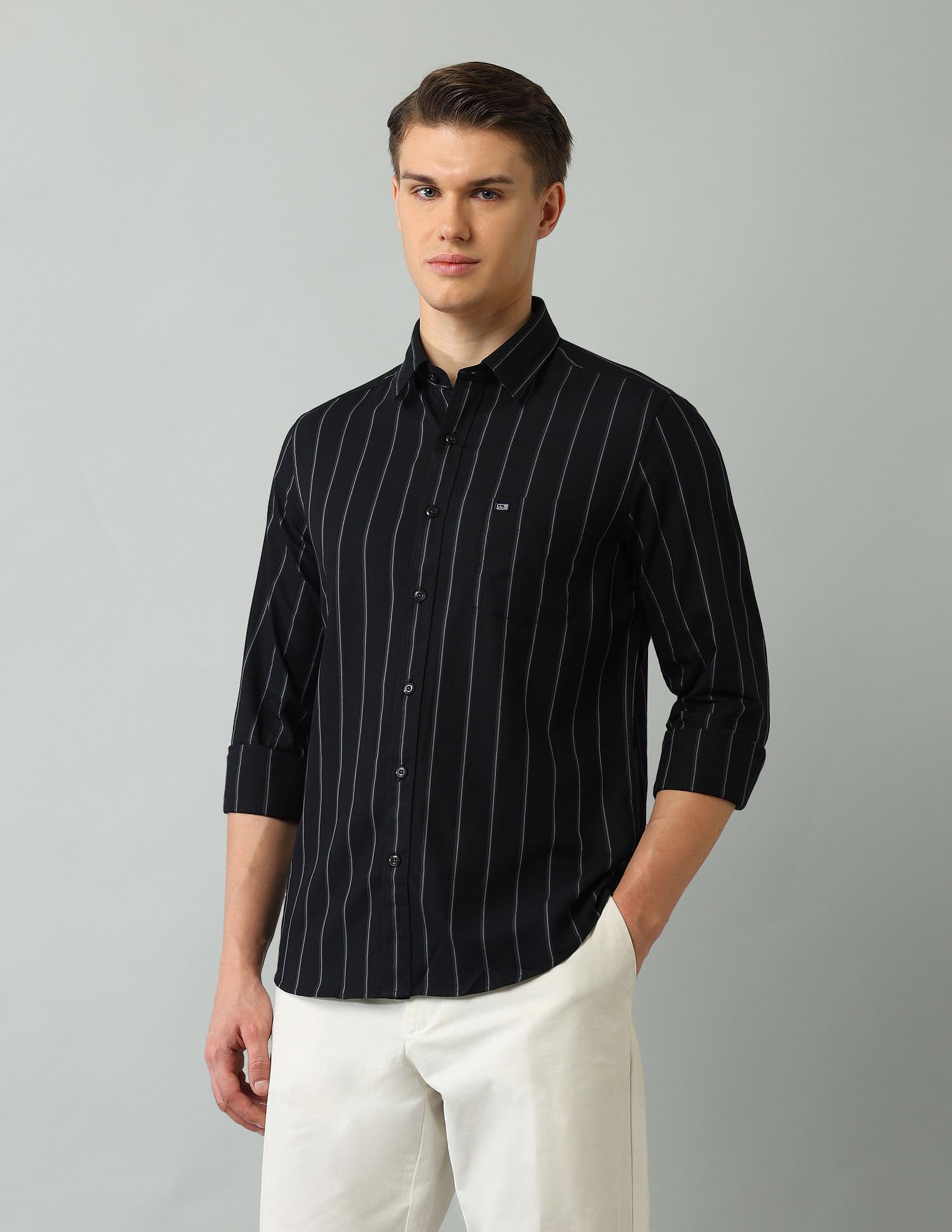 Arrow Sport Uomo Slim Fit Cotone A Righe Maniche Lunghe Colletto Spalmabile Camicia