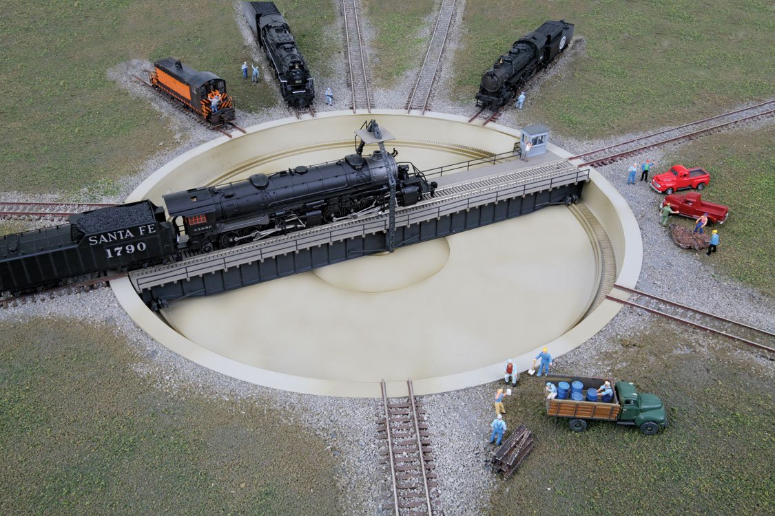 Walthers Cornerstone Motorized 130' Turntable, with DCC, N Scale,black, 0.5 Liters