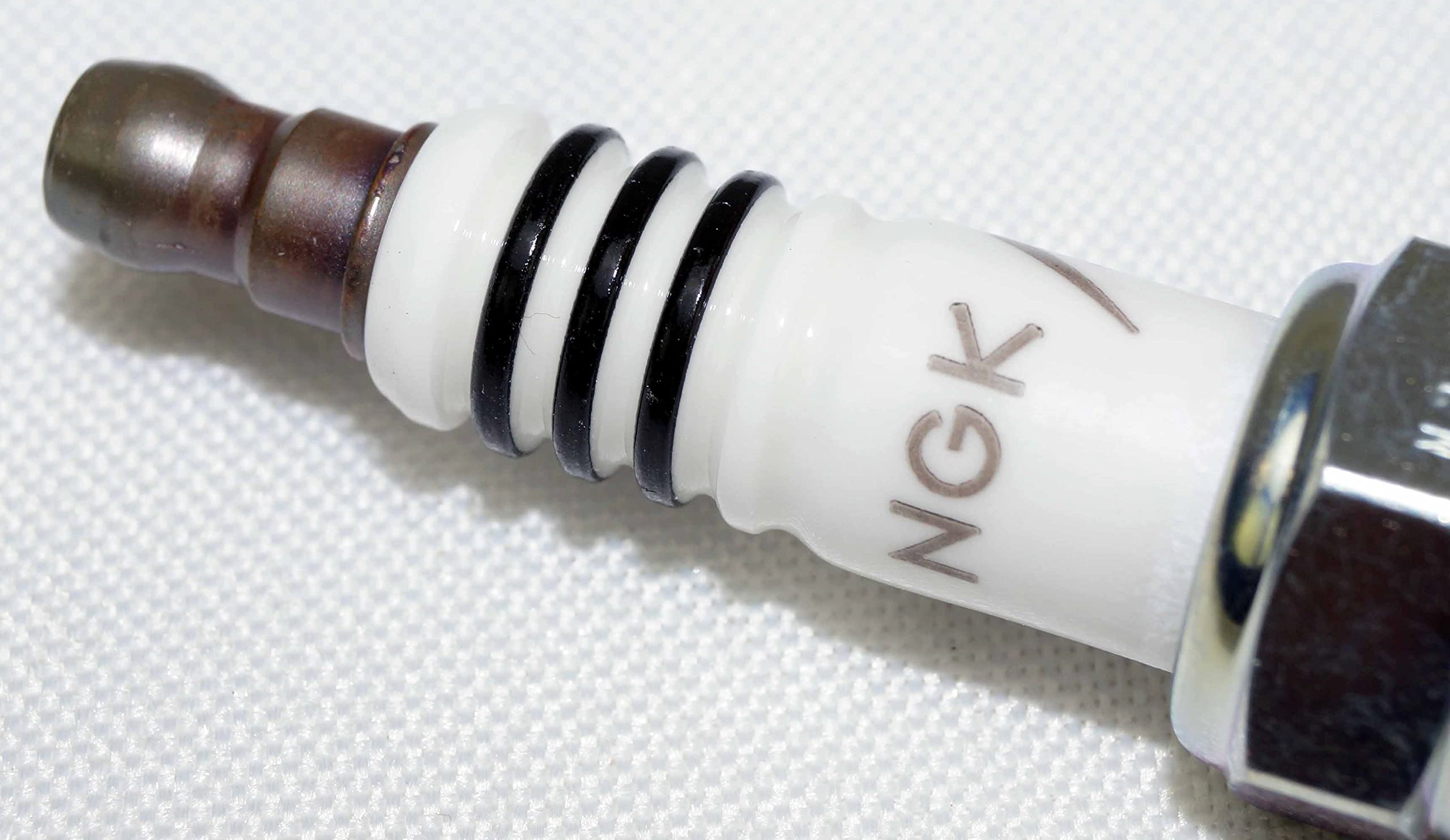 8 New NGK Iridium IX accensione UR4IX # 7401