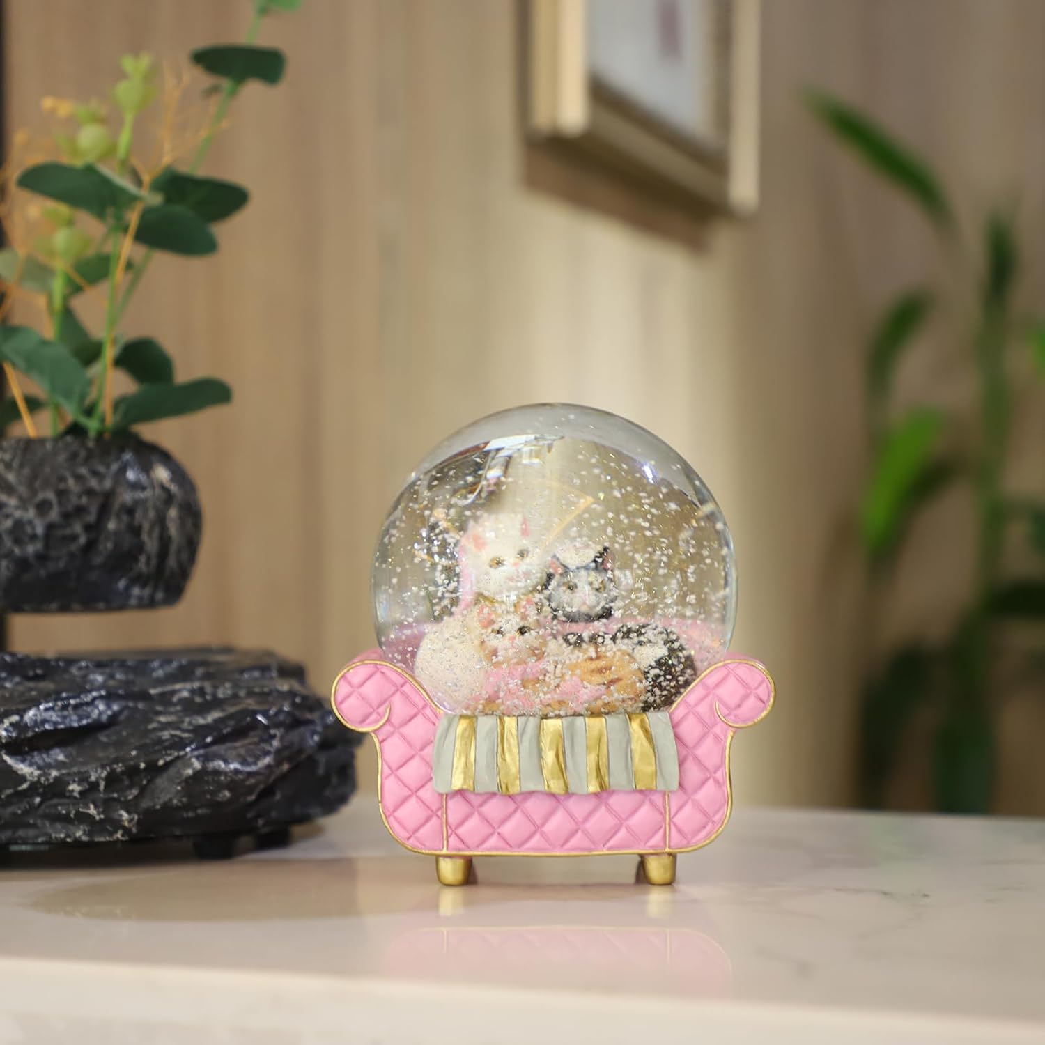 Cat Snow Globe for Kids, Christmas Snow Globes for Girls, Funny Animal Snowglobe for Home Table Decor