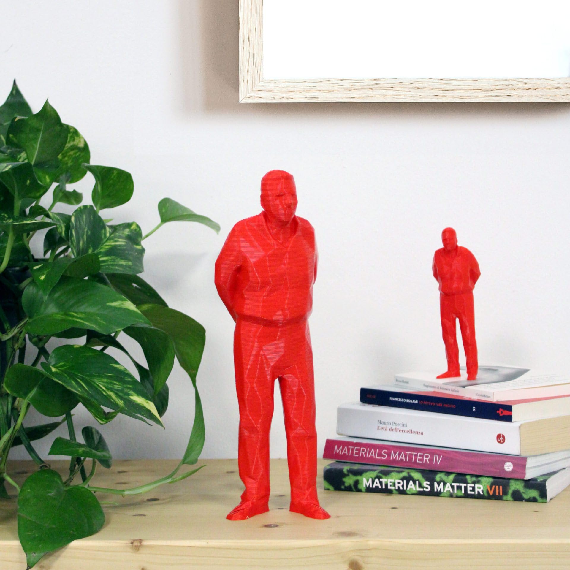 Superstuff Umarell Statuetta da Scrivania, Umarell Statuetta Pensionato, Gadget Divertenti per Colleghi e Amici, Secret Santa Divertente