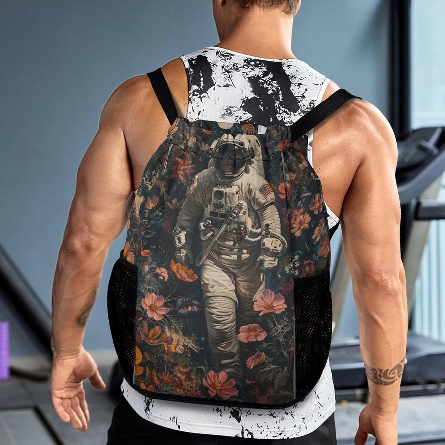 Small Gym Bag Astronaut And Flowers Printed Drawstring Gym Bag for Men Lightweight Waterproof Drawstring Backpack for Women with Shoe Compartment for Travel Tourism Work And Fitness