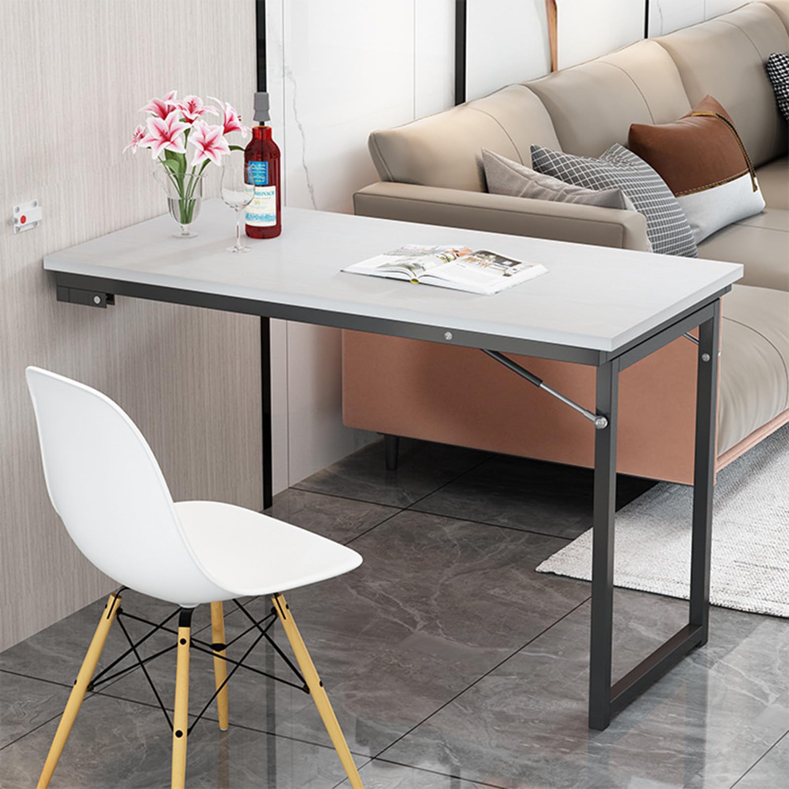 Table pliante en bois gain de place pour petite cuisine moderne et fonctionnelle