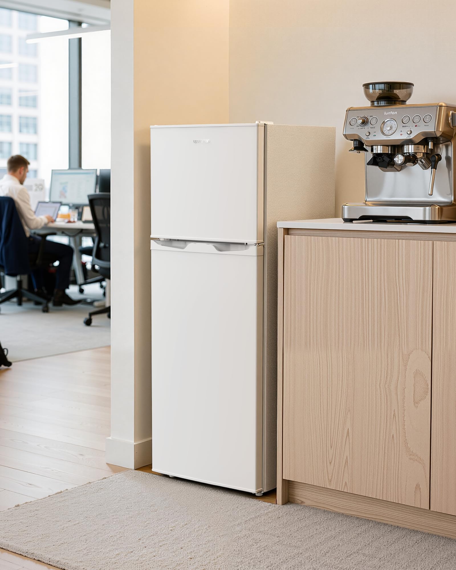 Upstreman Frigo Congélateur Combiné Indépendant 132L (98L Réfrigération + 34L Congélation), 7 Niveaux de Température, Refroidissement rapide, Frigo Blanc pour Studio, Appartement et Bureau, TM132