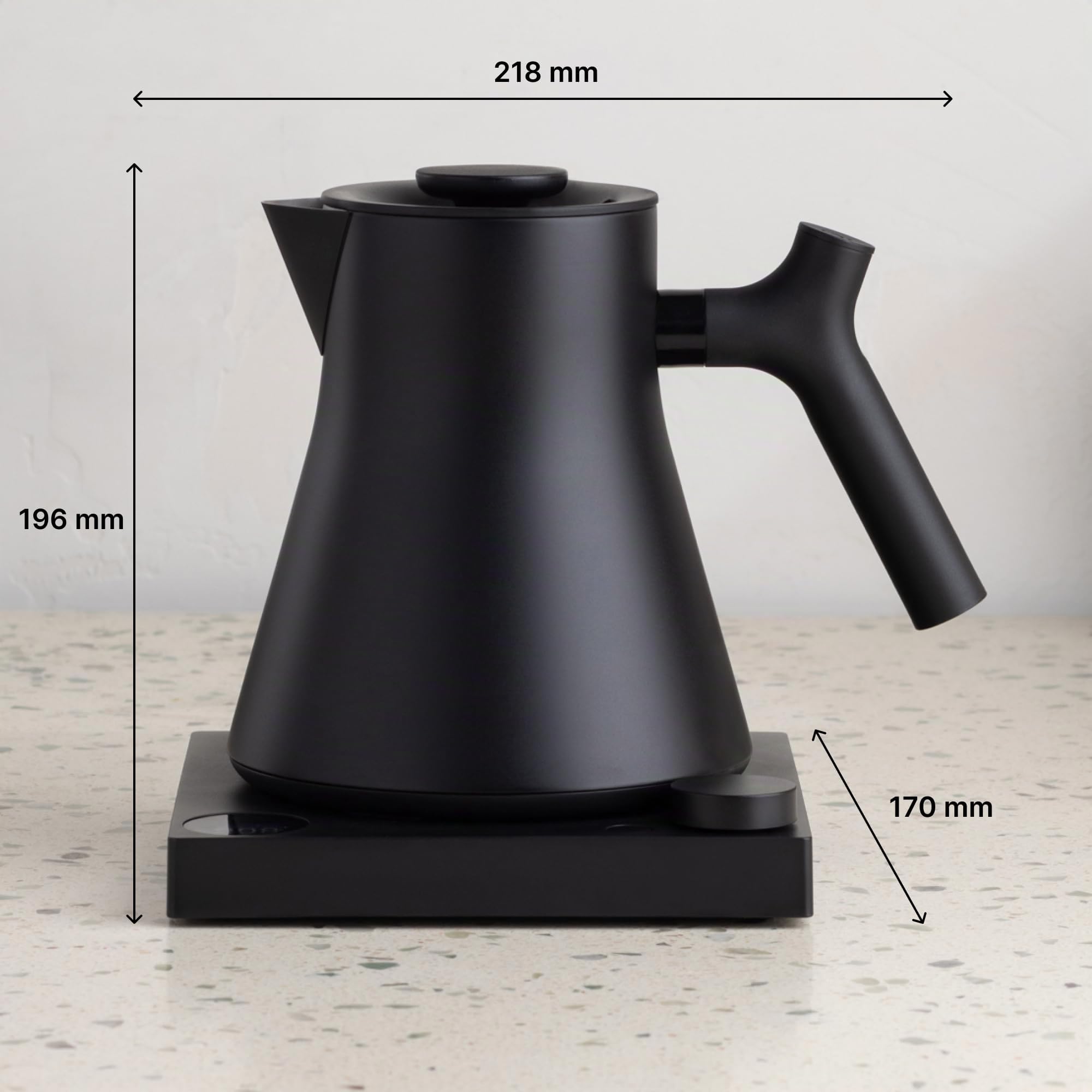 Bollitore elettrico per tè Fellow Corvo EKG Pro - Riscaldamento rapido, Regolazione precisa della temperatura, Programmazione, Timer di preparazione integrato, EU Nero opaco