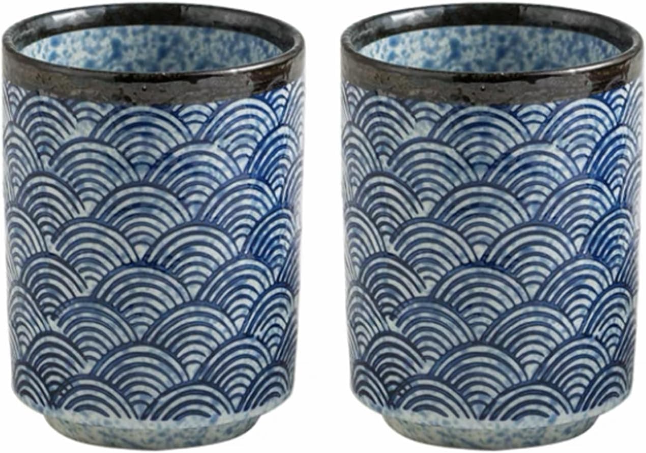 Tasses à thé en céramique japonaises pour créer une ambiance izakaya et sushi bar chez soi