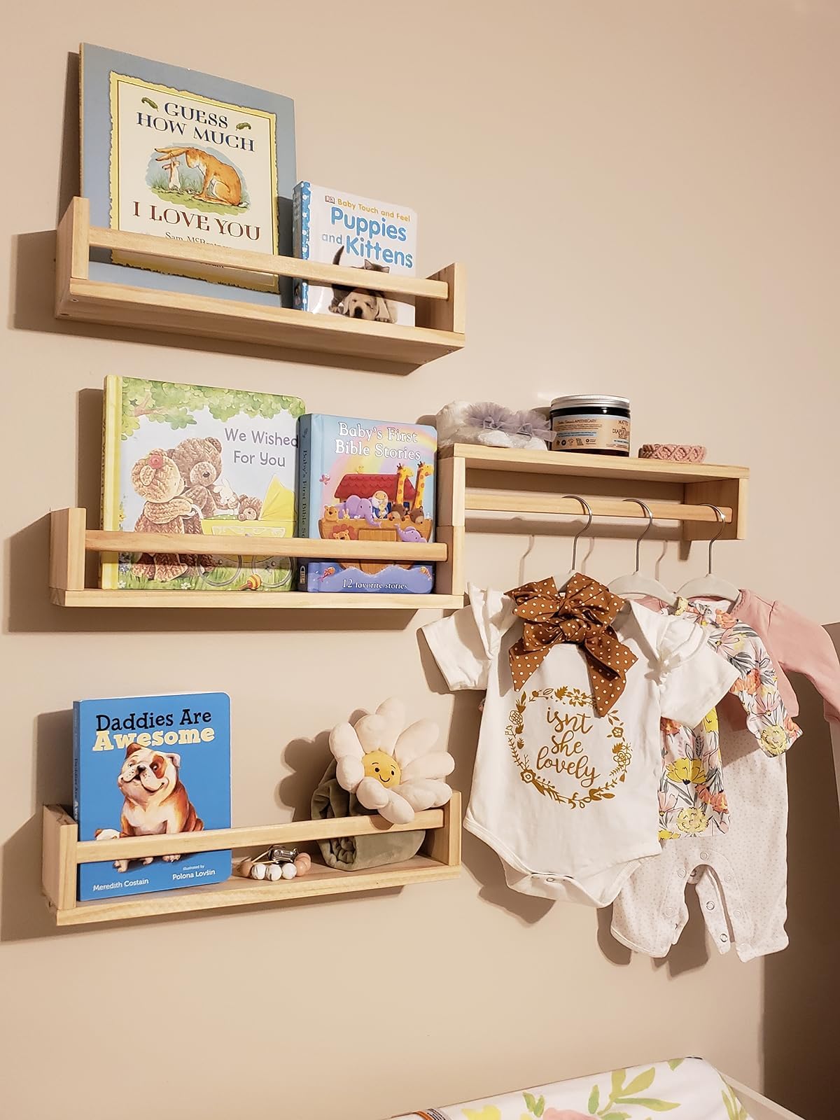 Étagères flottantes pour chambre d'enfant : rangez les livres et jouets au mur avec ce lot de 4