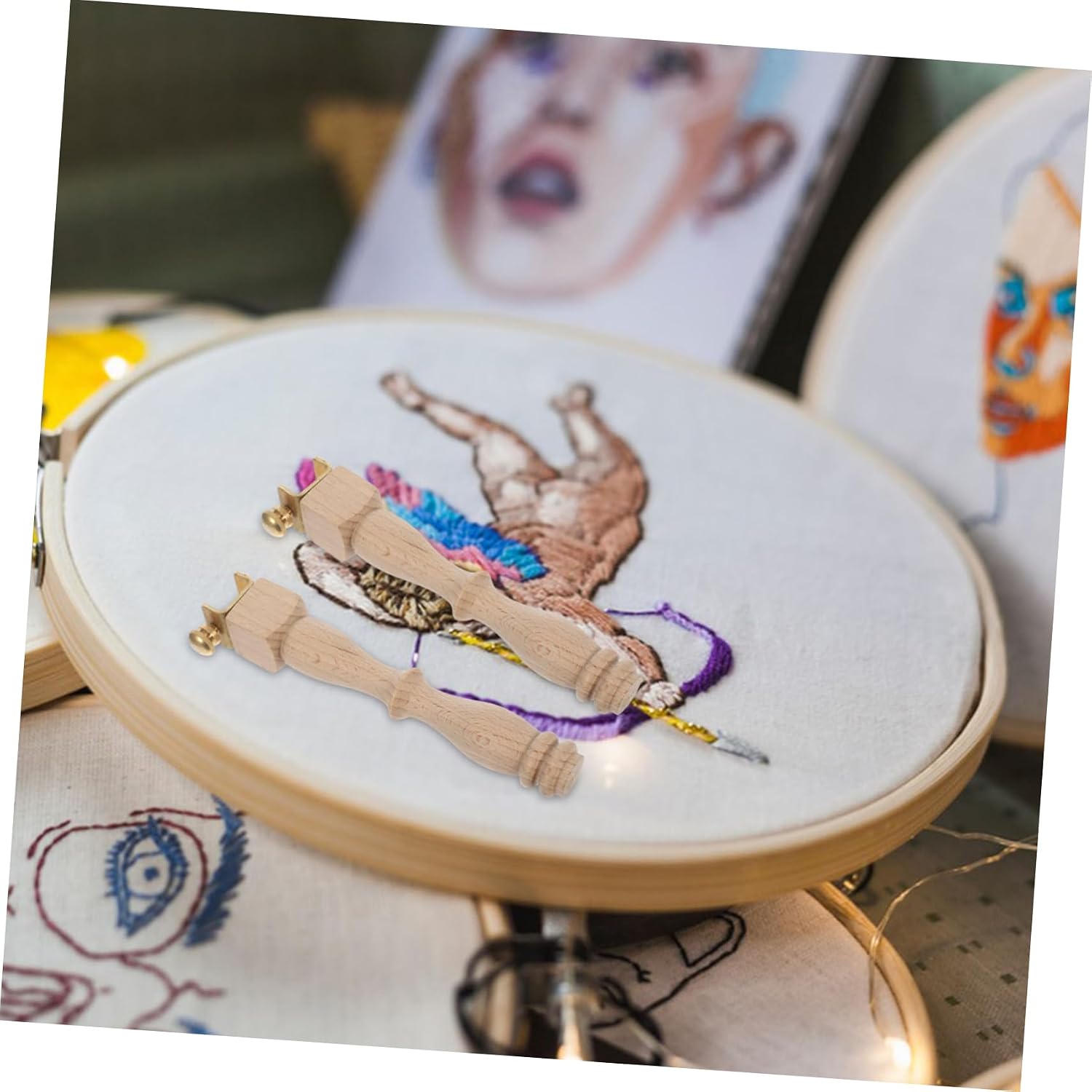 SHINEOFI 3pcs Embroidery Hoop Stand Legs Portable Crafting Support for Cross Stitch Needlework Compact Design for Easy Storage and Travel
