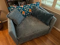 Review Image by Siddiqa Siddiqa