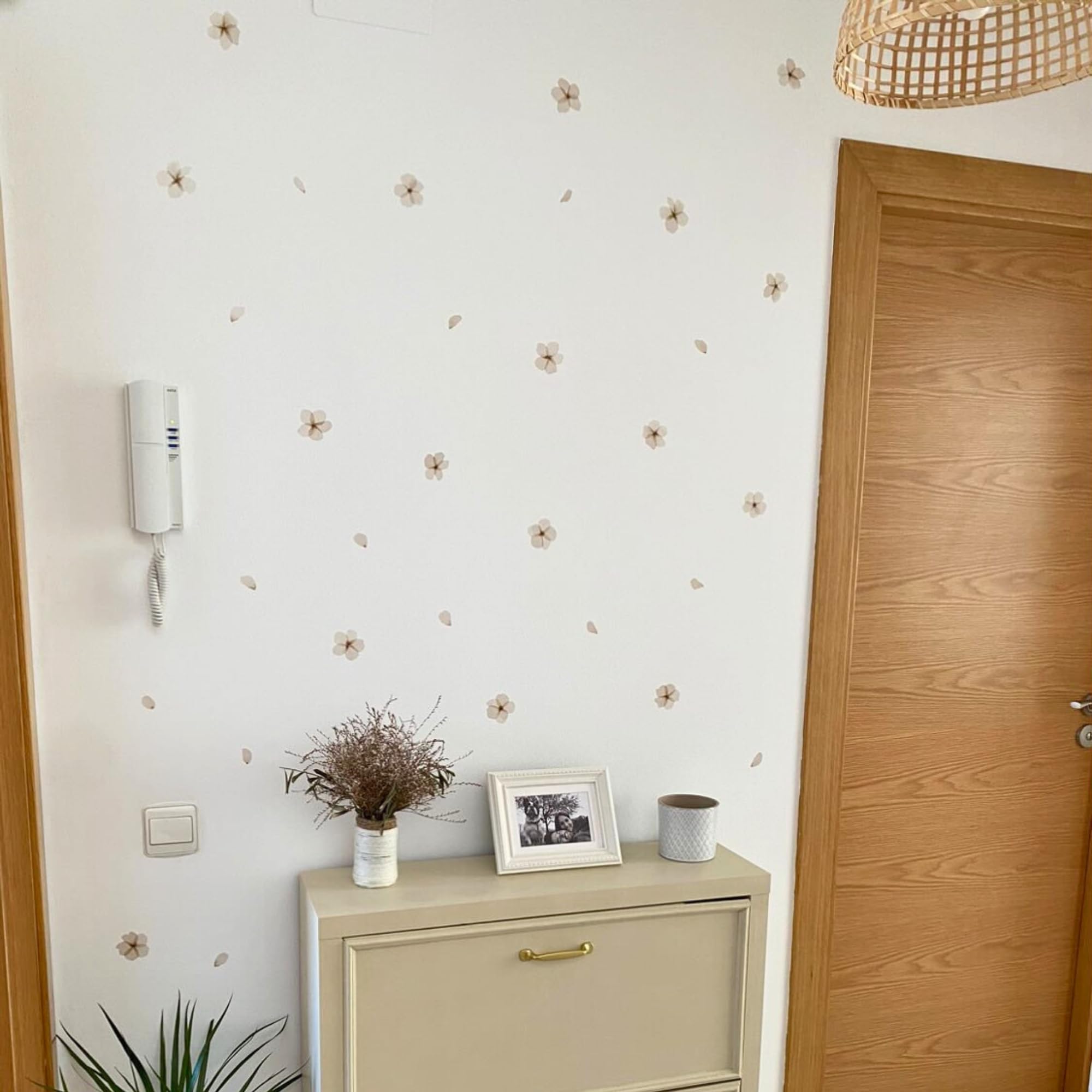 Adesivi Murali Bambini | Adesivi Cameretta Bambino Bimba Fiori Acquerello | Effetto Carta da Parati Adesiva | Copre 6 m² | 72 fiori y 60 petali | TRESXICS (Marrone)