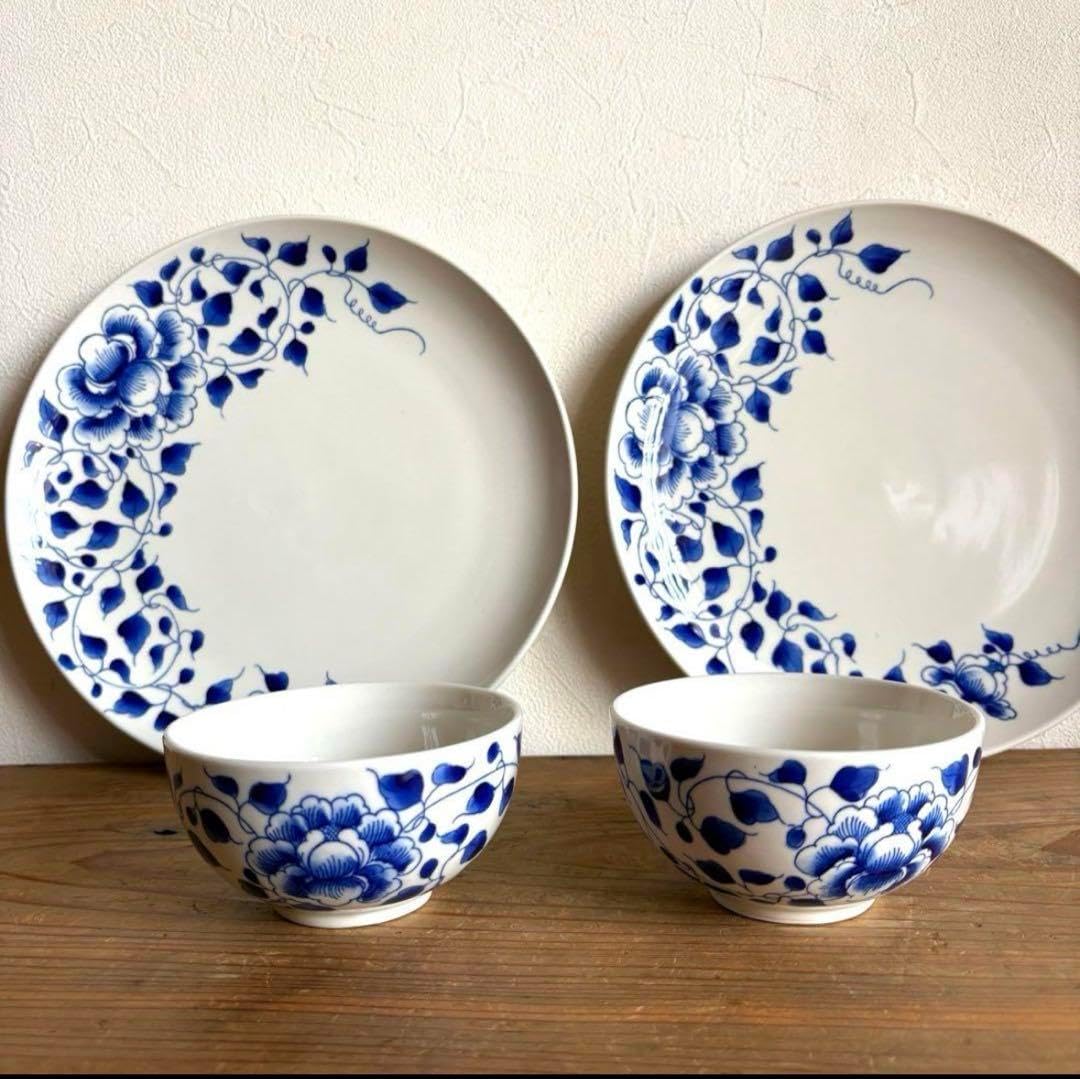 青い幾何学模様の大皿 イラン製 幾何学模様で装飾されたボウル