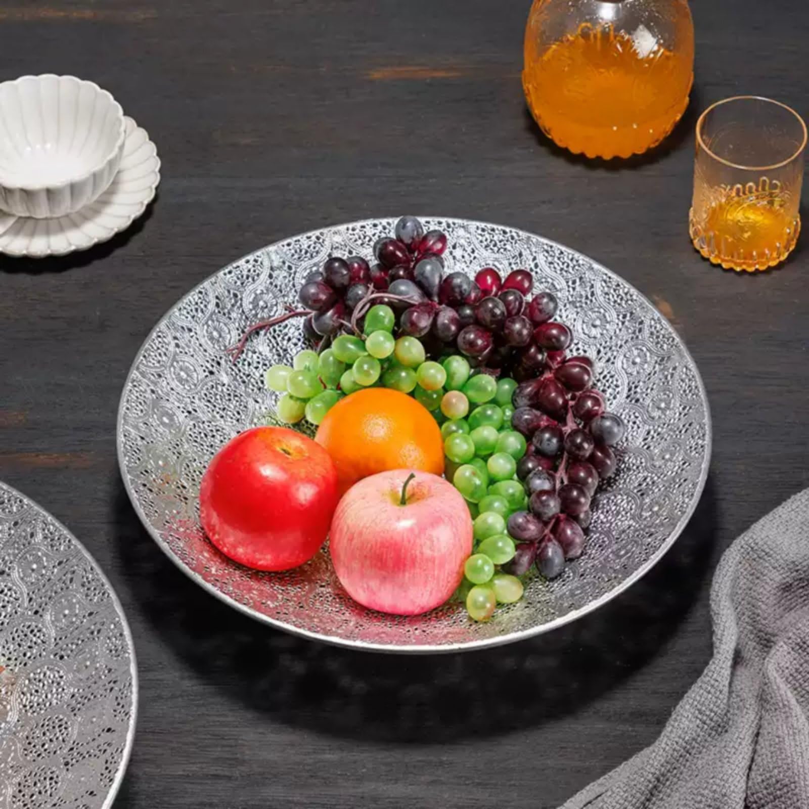 Bandeja Decorativa Redonda de Metal Bandeja de Servir Bandeja para Fruta Fuente para Snacks de Hierro Fácil de Limpiar con Superficie Lisa y Detalles, Pequeño Diámetro 35cm