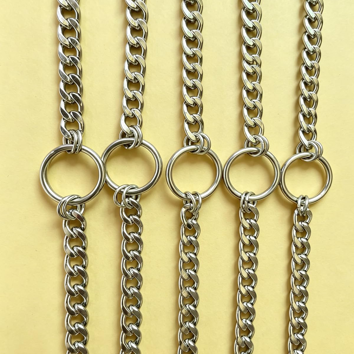 Stainless Steel O Ring Choker Necklace for Women Men Chunky Cuban Chain Collar Punk Statement Jewelry Gift for Edgy Streetwear & Aesthetic Outfits