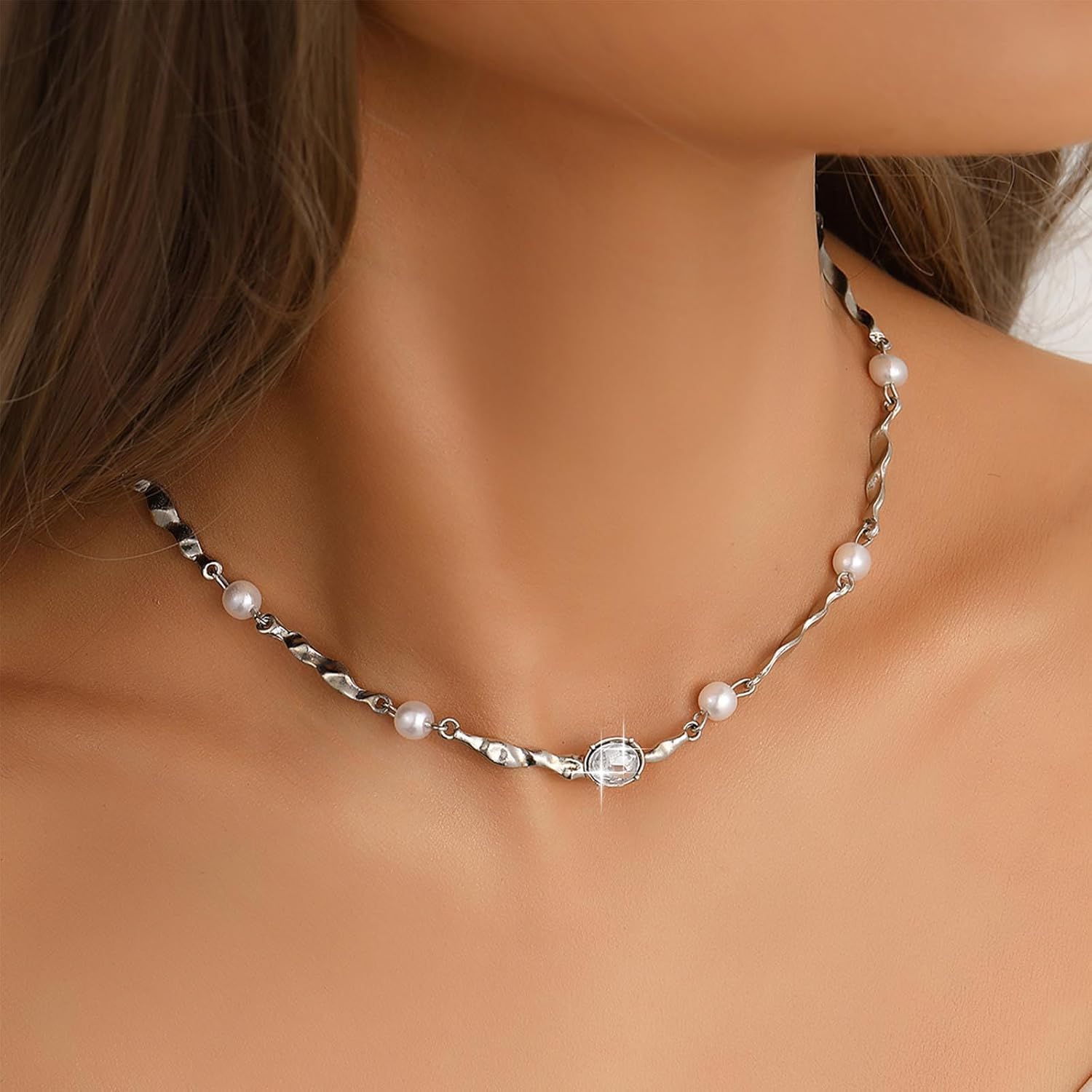 Vintage Crystal Pearl Necklace Boho Pearl Choker Necklace Crystal Dot Choker Necklace Rhinestone Pearl Necklace Silver Spiral Chain Necklace for Women - Image 2