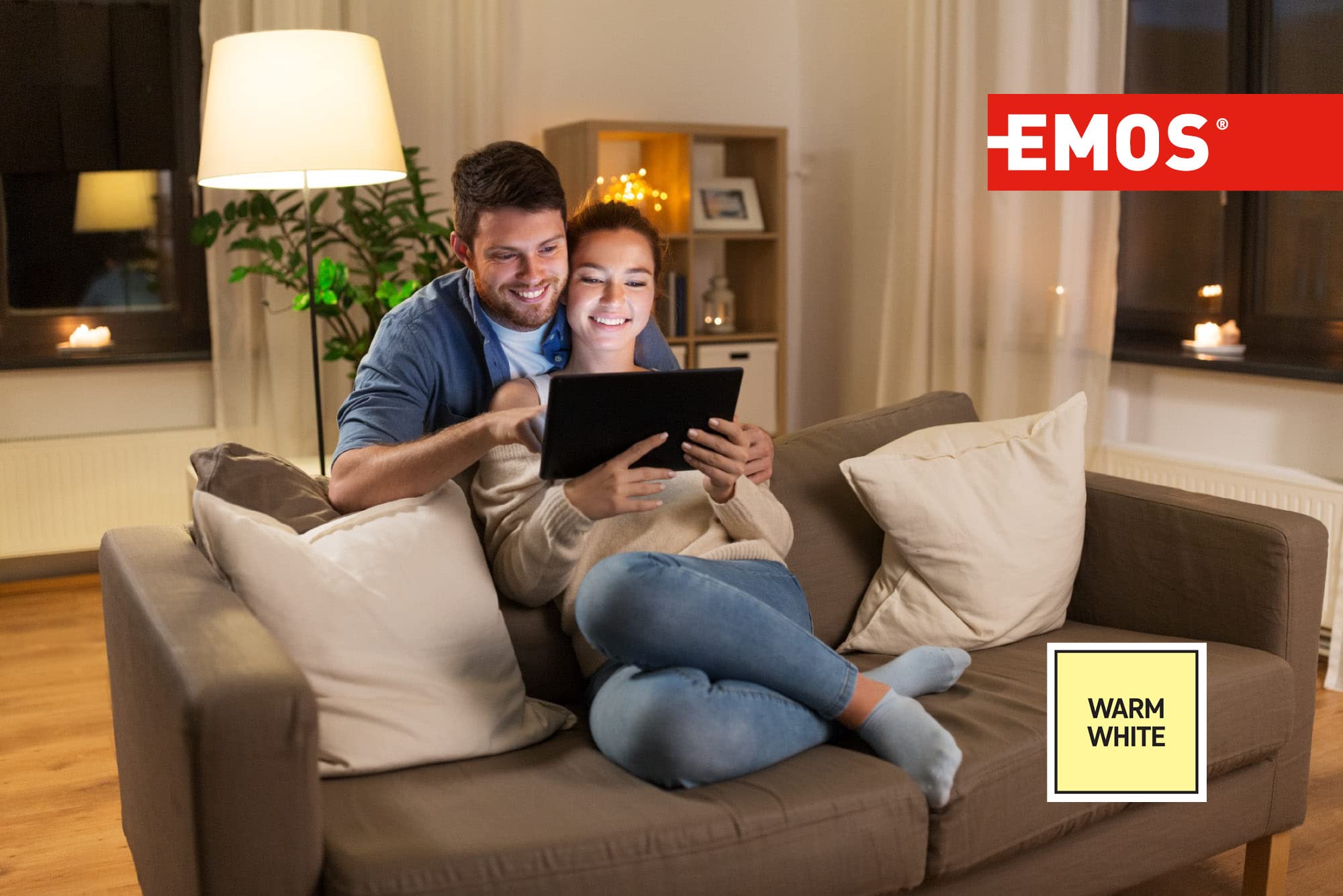 Emos * Model A +, lampadina a LED Candle 6 W E14 bianco caldo, vetro, 6 Watts, E27, trasparente, 3,8 x 3,8 x 13 cm