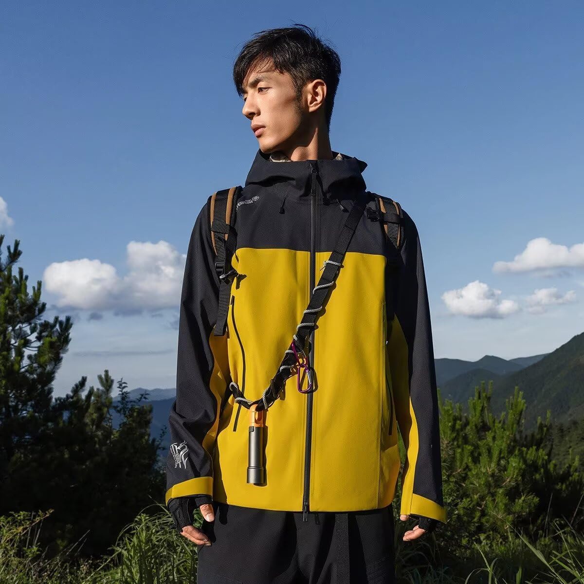 LI-NING OUTDOOR Series Unisex SINGLE LAYER OUTDOOR JACKET Reflective Water-Resistant Oversized Coat AEMV033